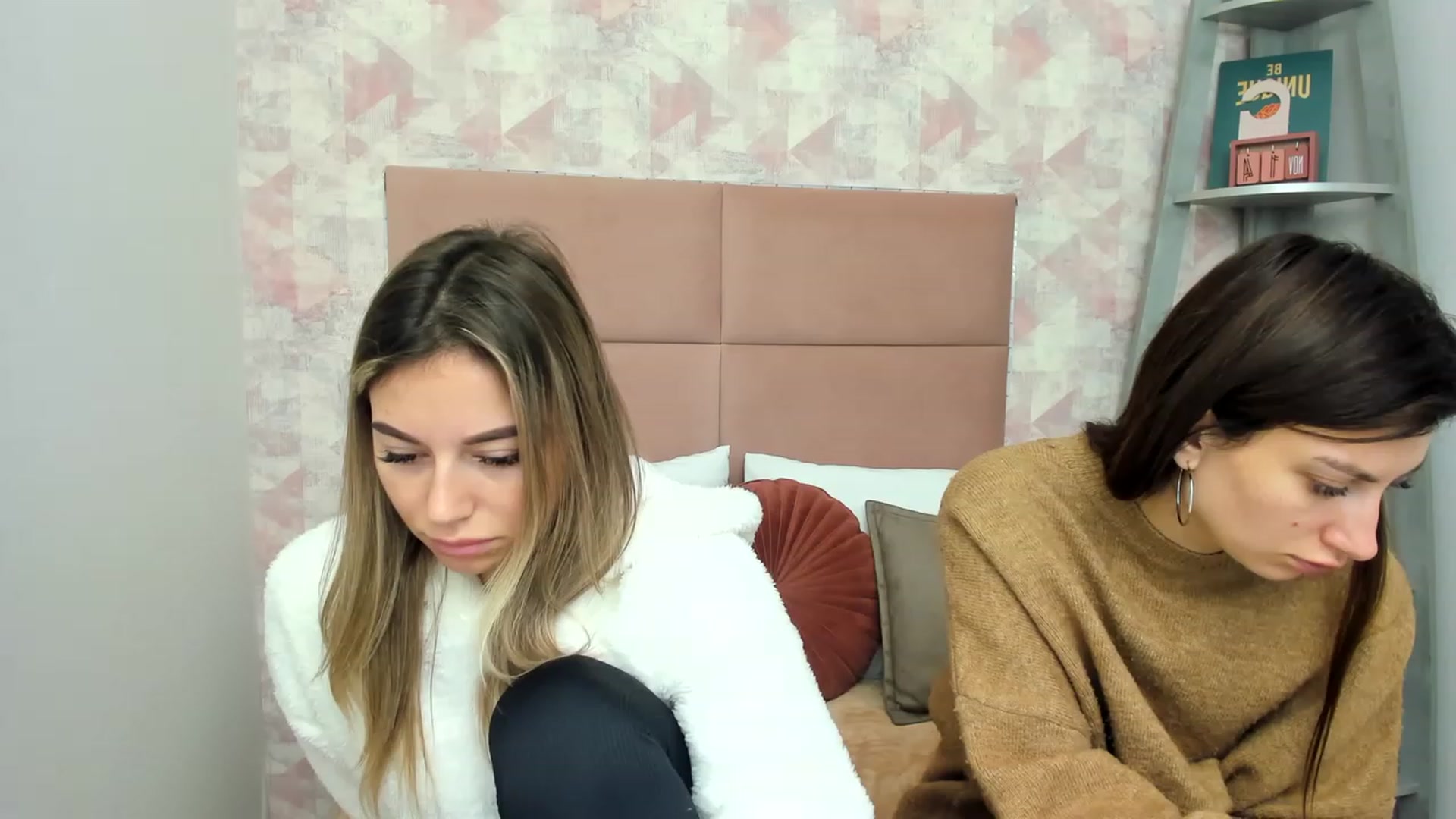 Gallery image thumbnail from SofiBloom's myfreecams stream on, 11/25/2022, 10:53 image 17 of 20