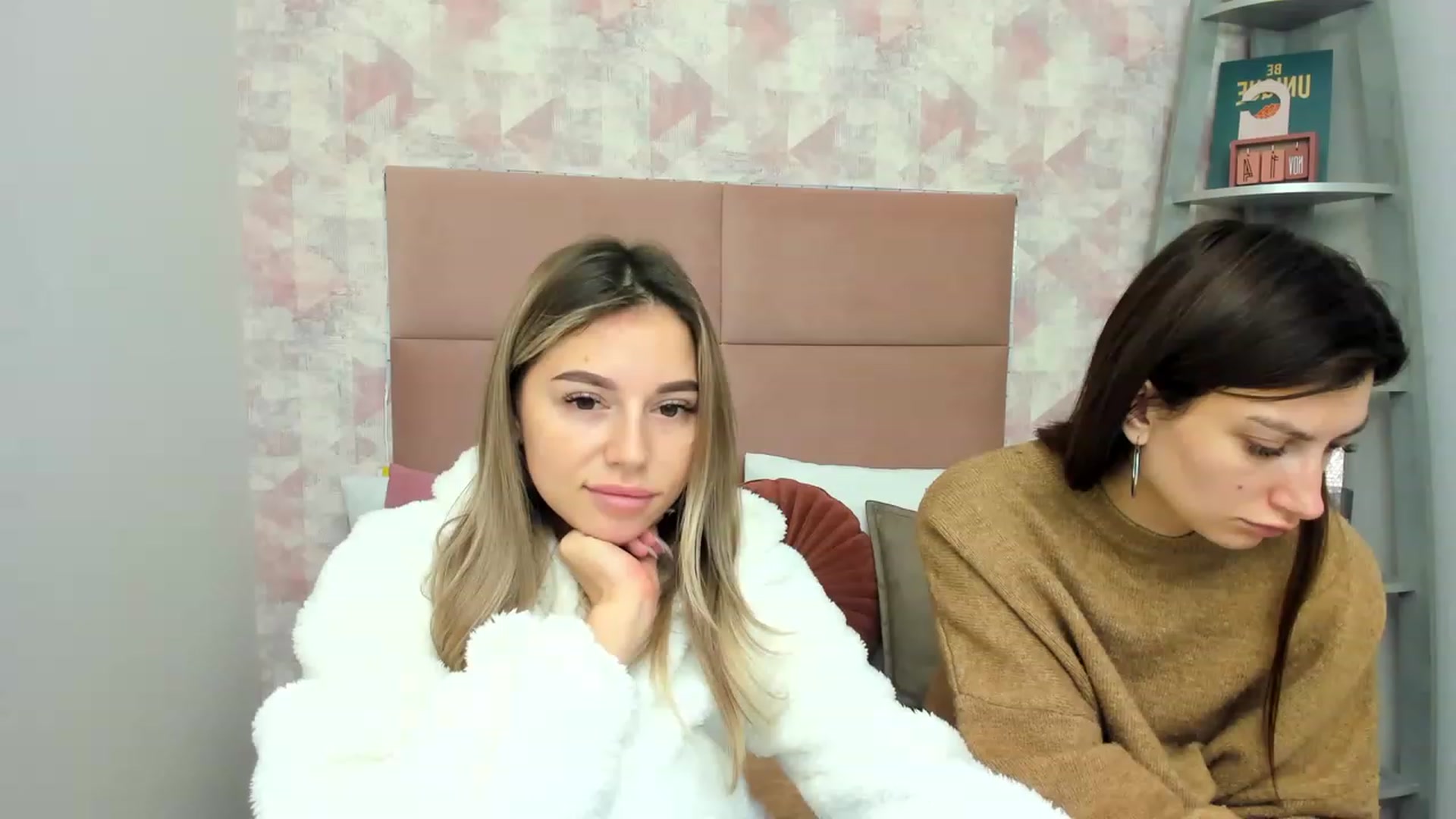 Gallery image thumbnail from SofiBloom's myfreecams stream on, 11/25/2022, 10:53 image 18 of 20