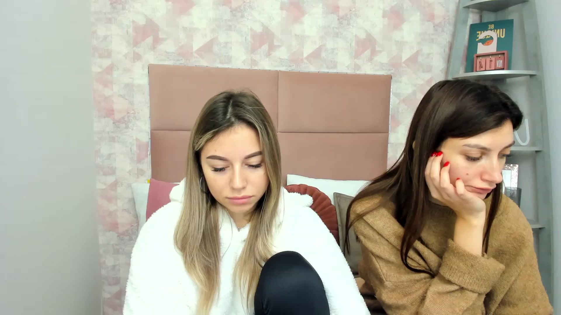 Gallery image thumbnail from SofiBloom's myfreecams stream on, 11/25/2022, 10:53 image 12 of 20