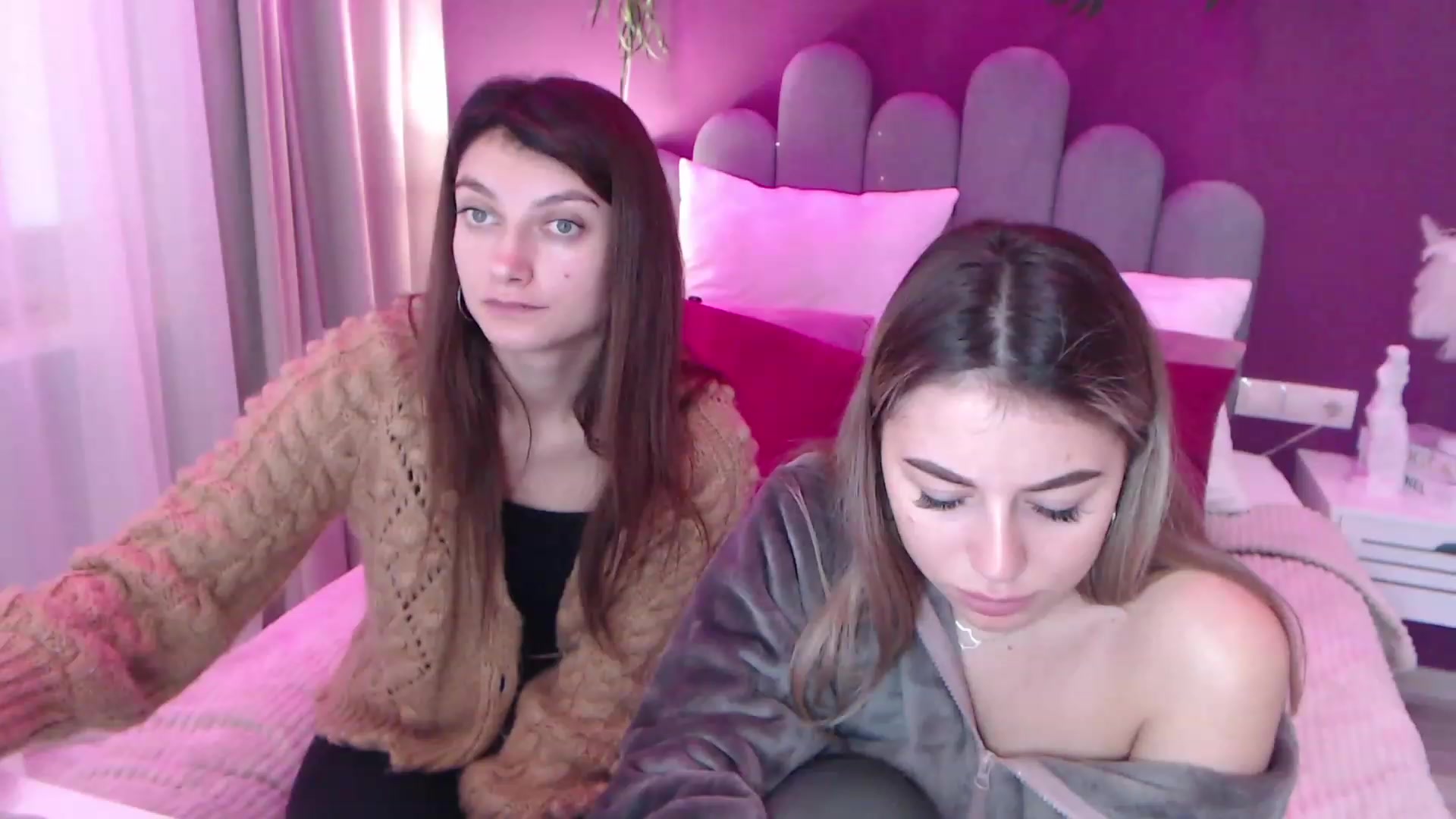 Gallery image thumbnail from SofiBloom's myfreecams stream on, 12/11/2022, 09:56 image 6 of 20