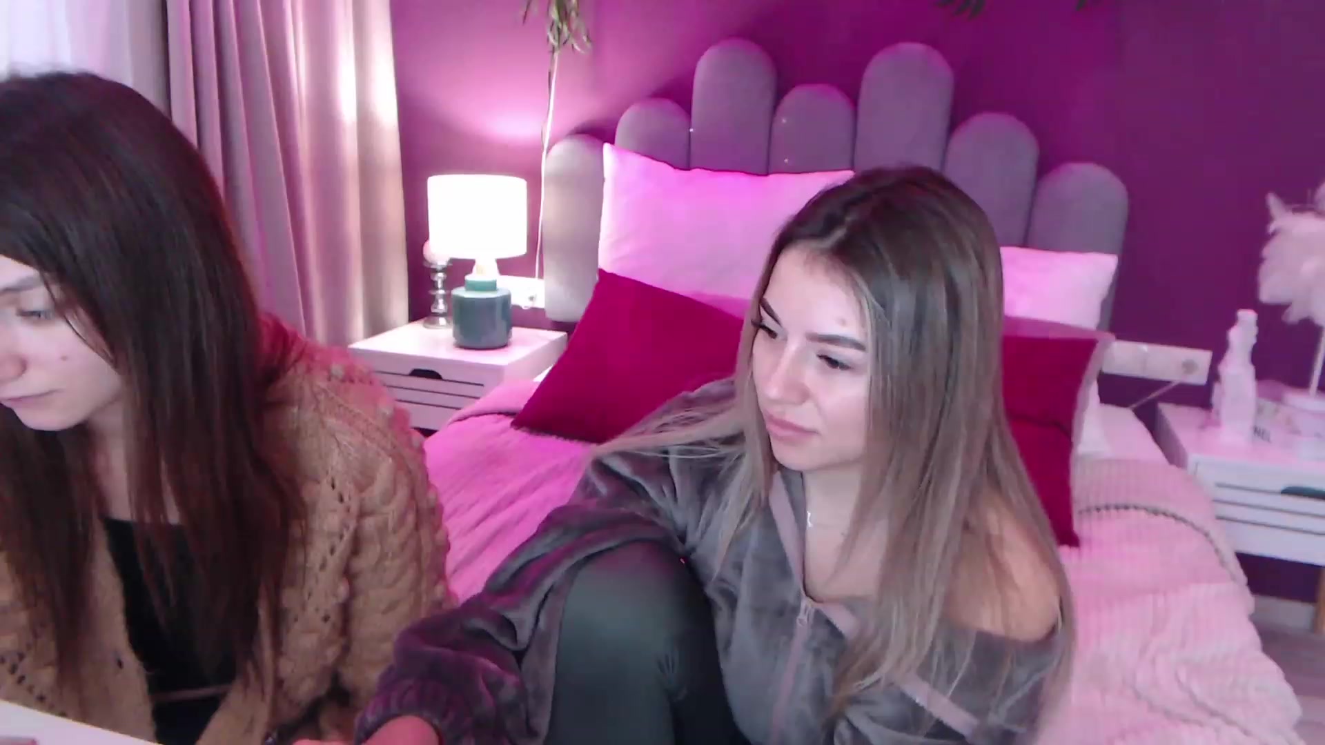 Gallery image thumbnail from SofiBloom's myfreecams stream on, 12/11/2022, 09:56 image 19 of 20