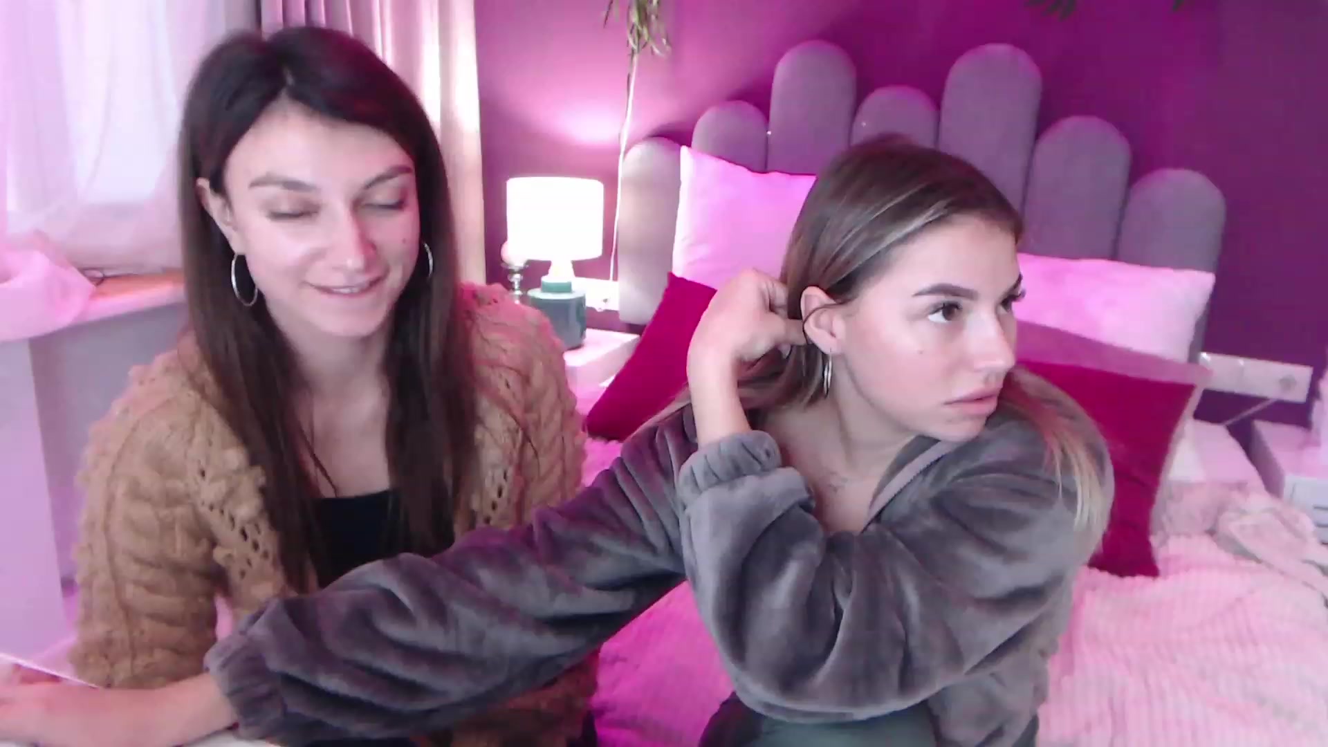 Gallery image thumbnail from SofiBloom's myfreecams stream on, 12/11/2022, 10:59 image 2 of 20