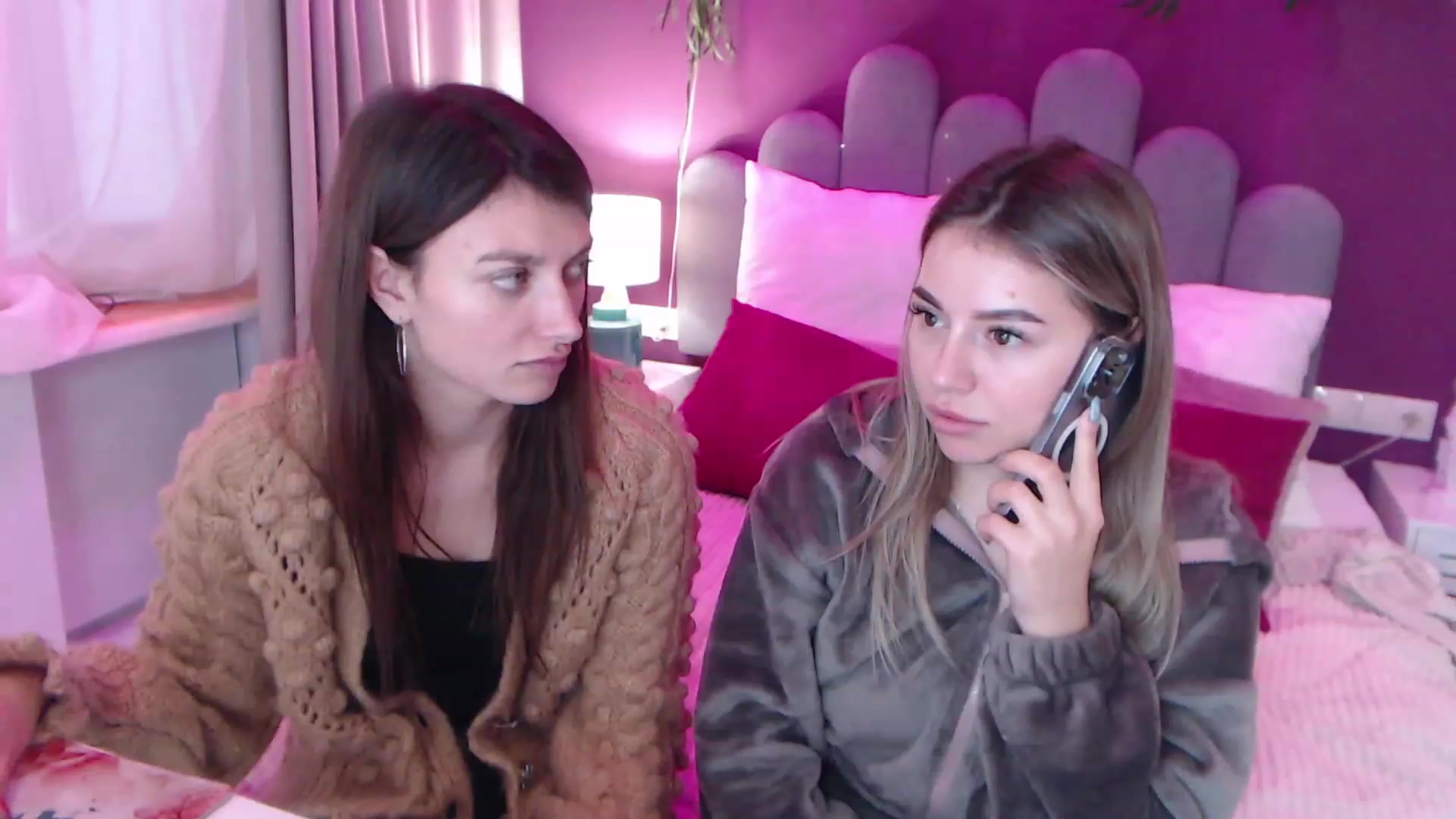 Gallery image thumbnail from SofiBloom's myfreecams stream on, 12/11/2022, 10:59 image 7 of 20