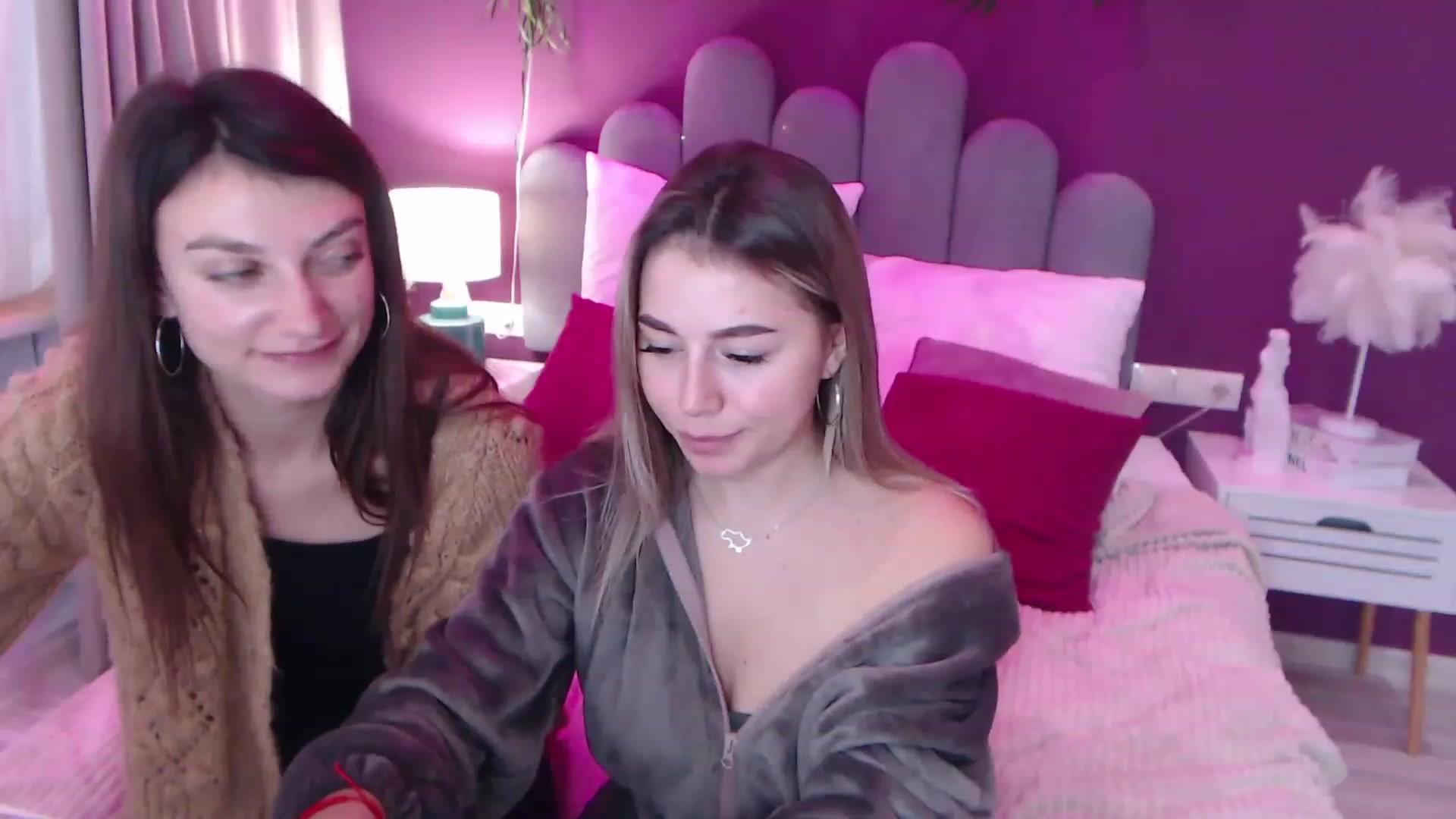 Gallery image thumbnail from SofiBloom's myfreecams stream on, 12/11/2022, 12:56 image 8 of 20