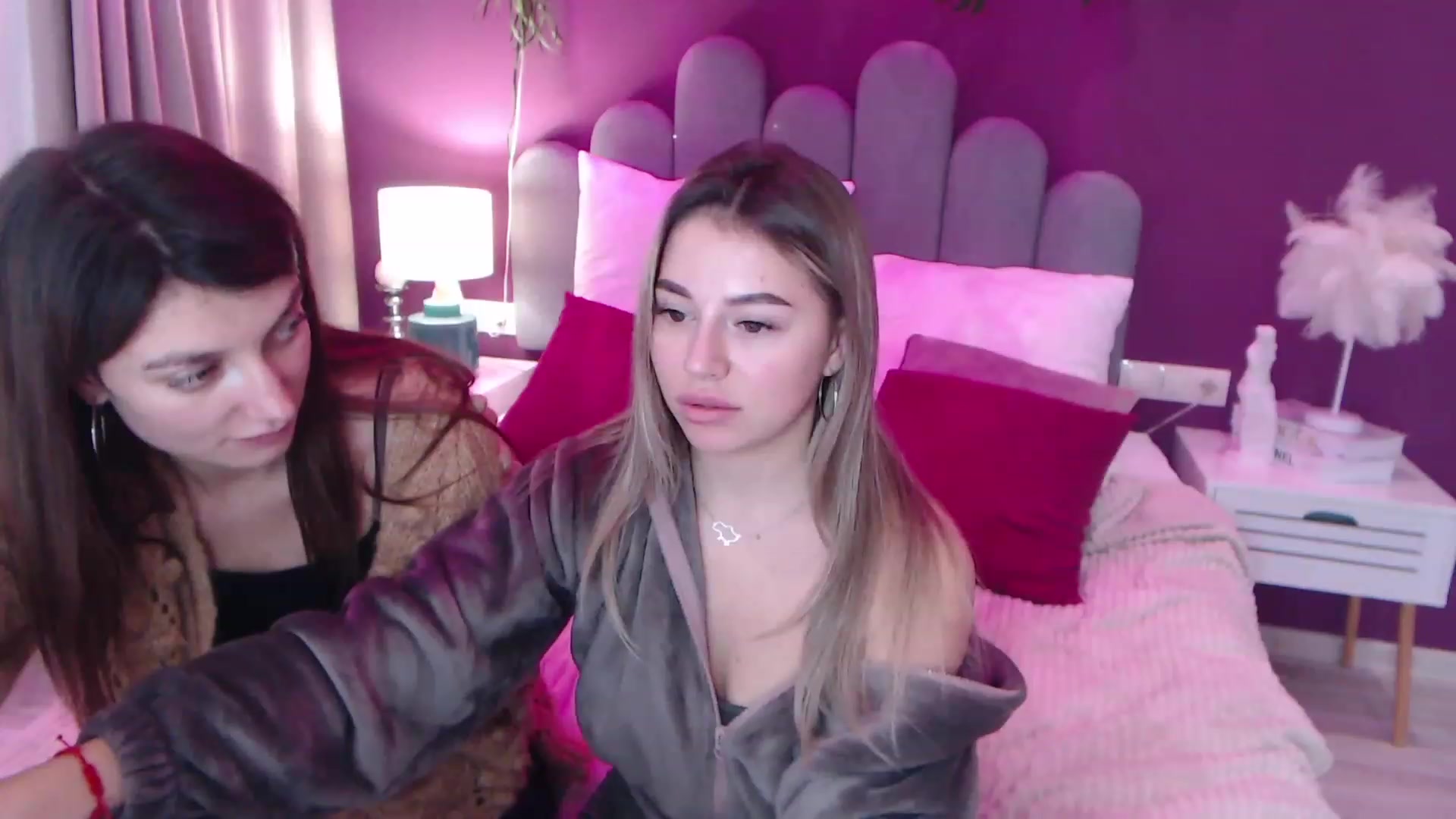 Gallery image thumbnail from SofiBloom's myfreecams stream on, 12/11/2022, 12:56 image 13 of 20