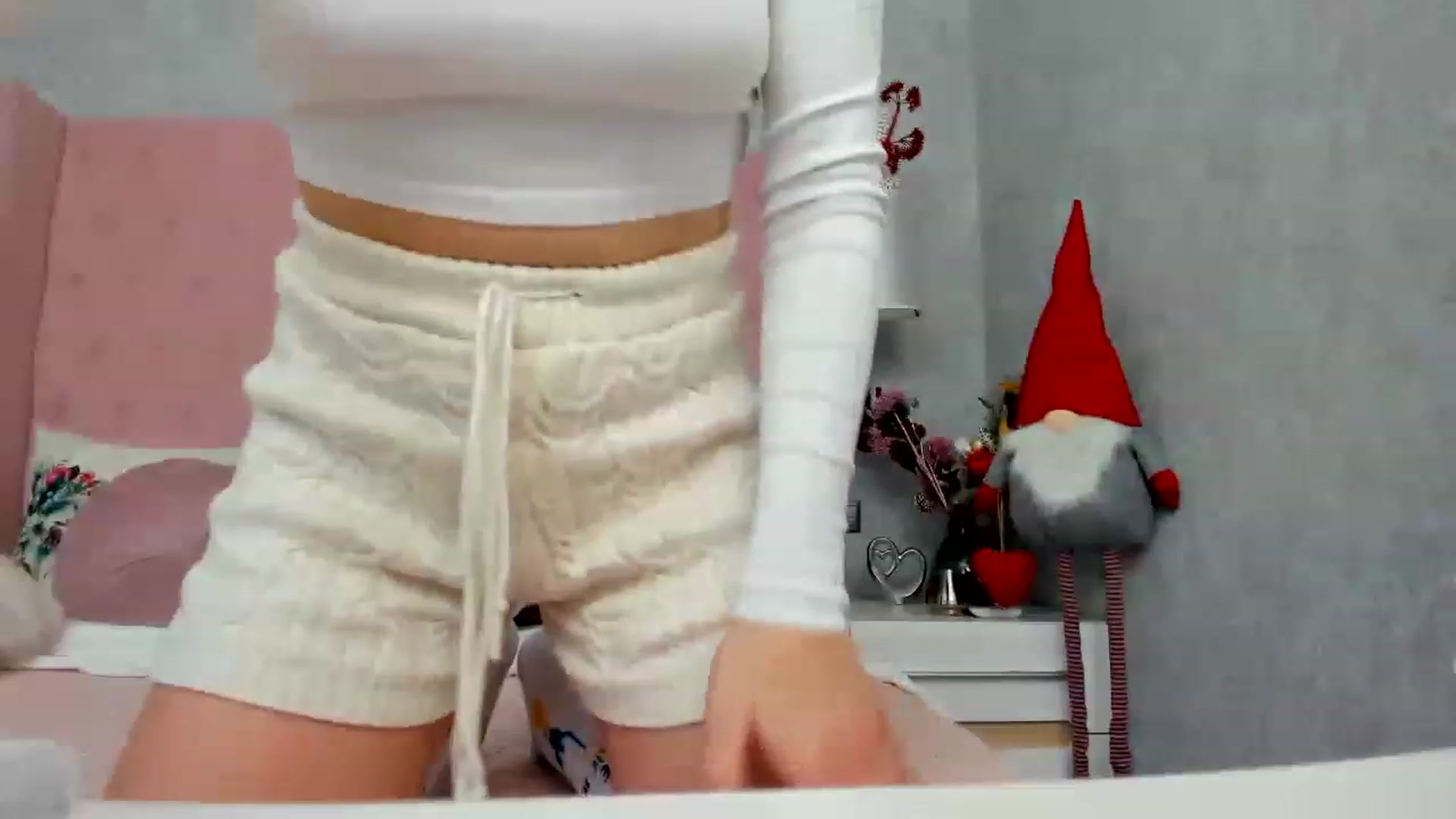 Gallery image thumbnail from SofiBloom's myfreecams stream on, 12/23/2022, 14:53 image 3 of 20