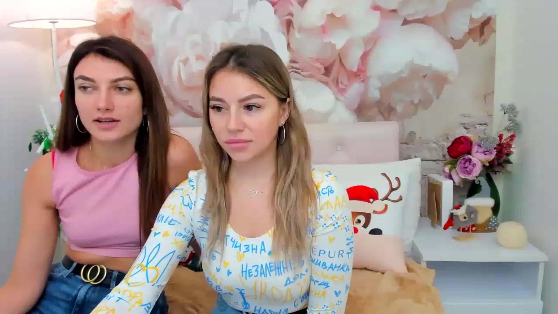 Gallery image thumbnail from SofiBloom's myfreecams stream on, 12/25/2022, 19:15 image 4 of 20