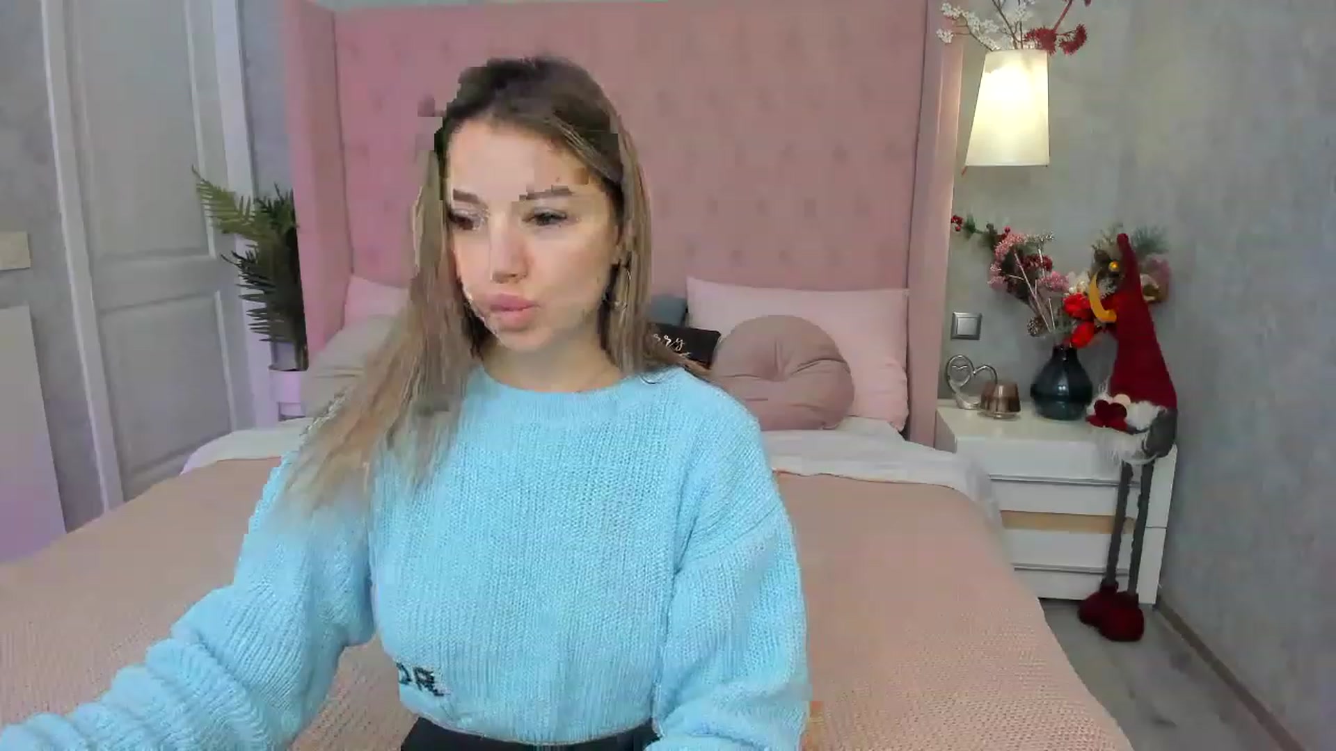 Gallery image thumbnail from SofiBloom's myfreecams stream on, 12/30/2022, 09:09 image 2 of 20