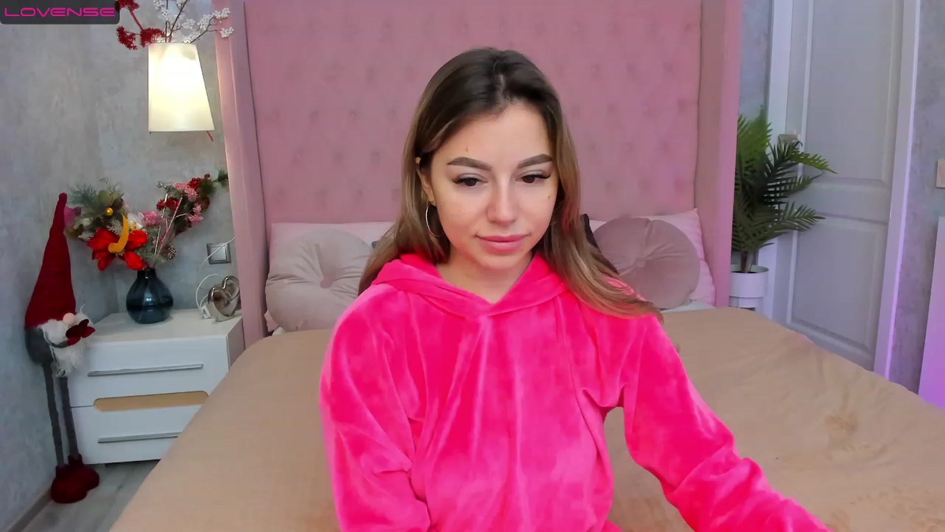 Gallery image thumbnail from SofiBloom's myfreecams stream on, 01/04/2023, 06:52 image 18 of 20