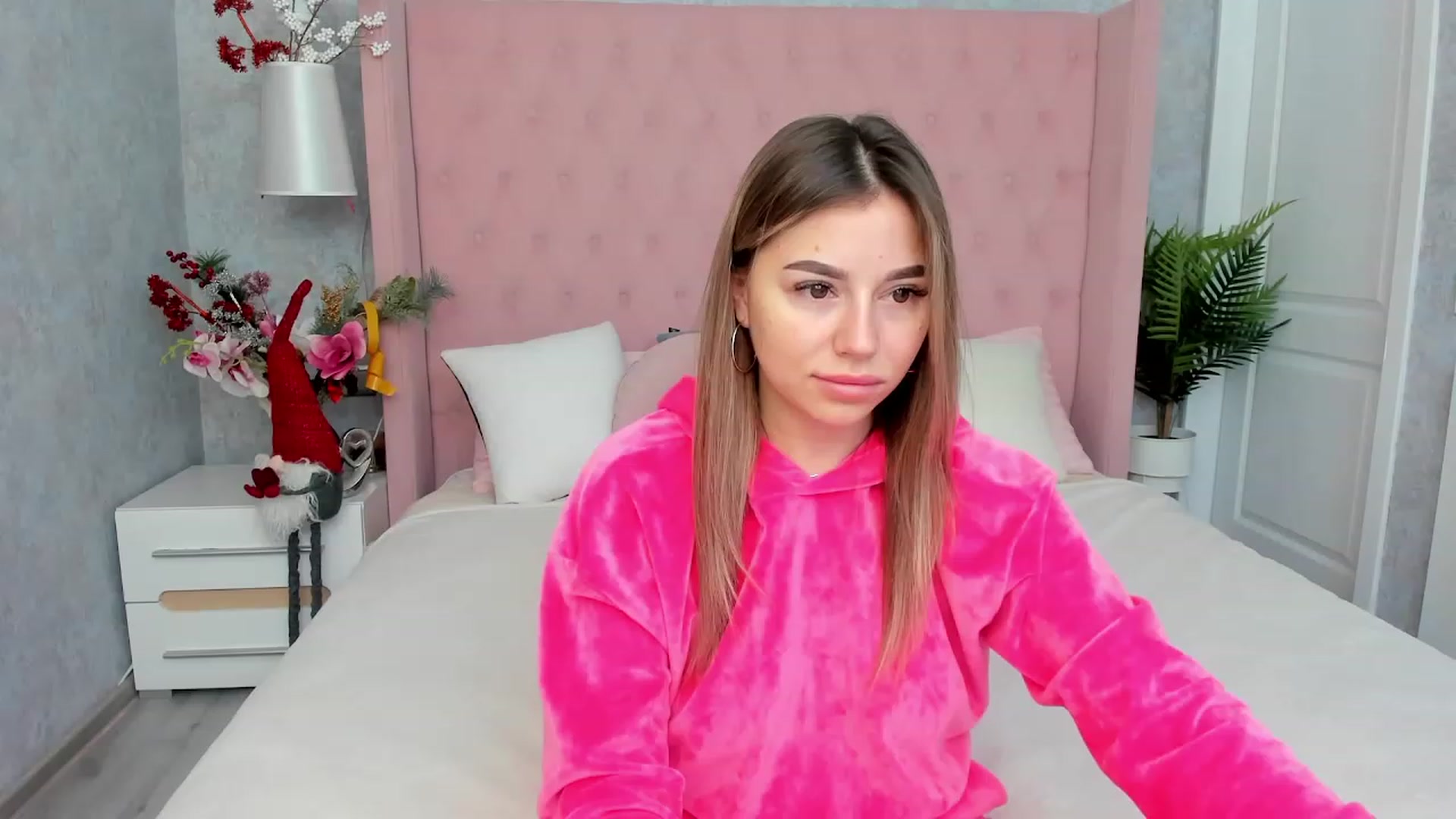 Gallery image thumbnail from SofiBloom's myfreecams stream on, 01/13/2023, 07:25 image 8 of 20