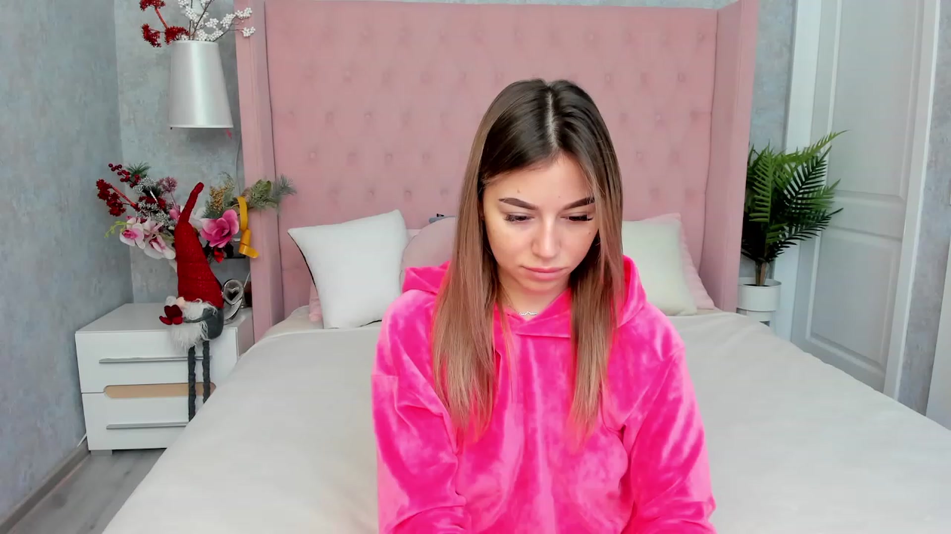 Gallery image thumbnail from SofiBloom's myfreecams stream on, 01/13/2023, 07:25 image 19 of 20