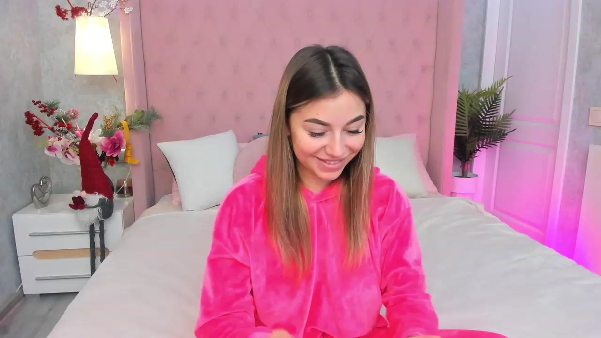 Gallery image thumbnail from SofiBloom's myfreecams stream on, 01/13/2023, 10:37 image 2 of 20