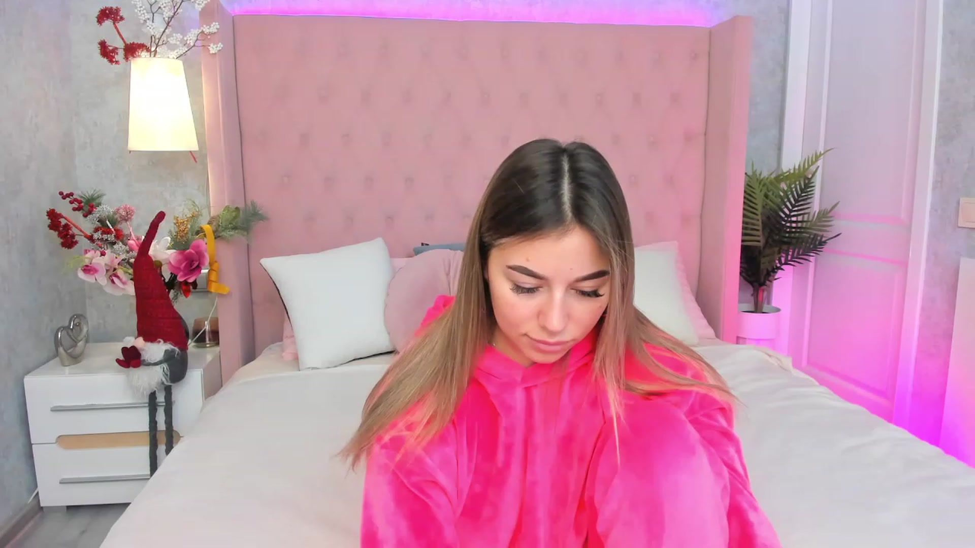 Gallery image thumbnail from SofiBloom's myfreecams stream on, 01/13/2023, 10:37 image 20 of 20