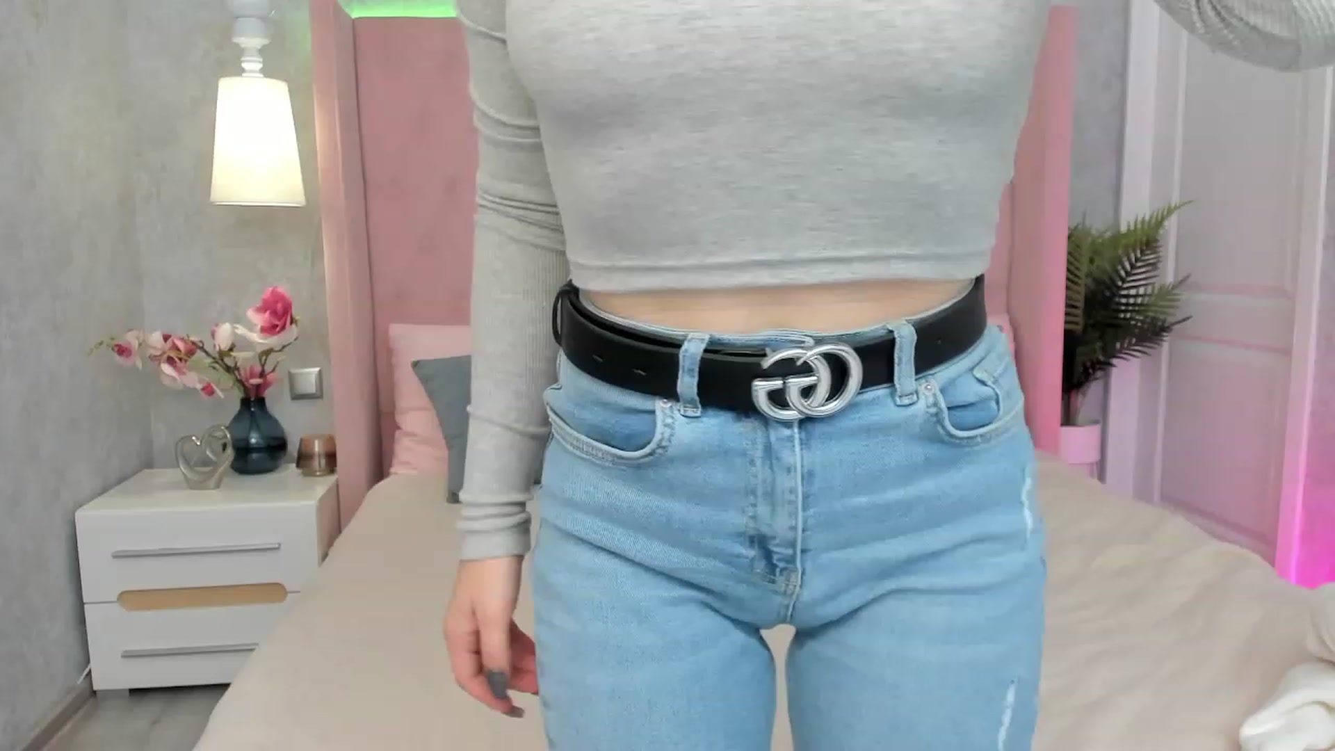 Gallery image thumbnail from SofiBloom's myfreecams stream on, 01/18/2023, 11:10 image 19 of 20