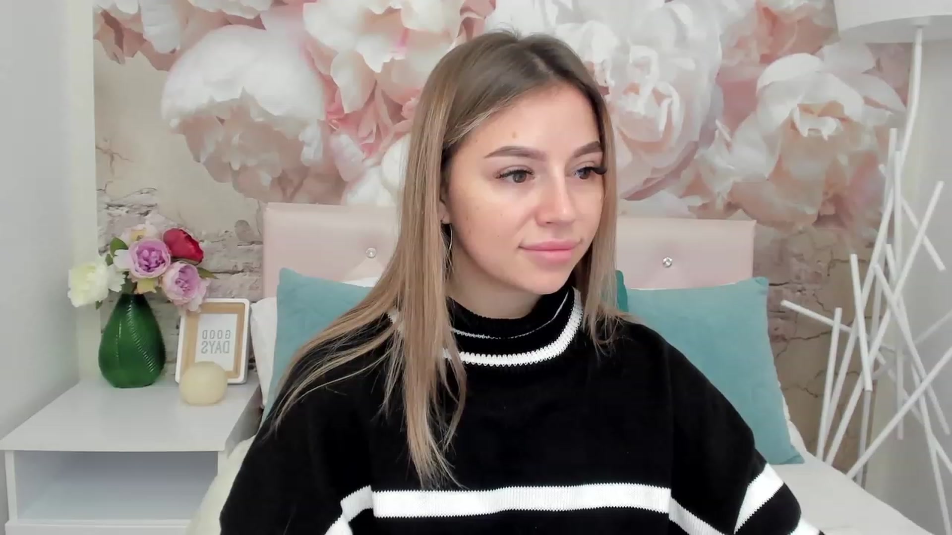 Gallery image thumbnail from SofiBloom's myfreecams stream on, 01/20/2023, 12:58 image 2 of 20