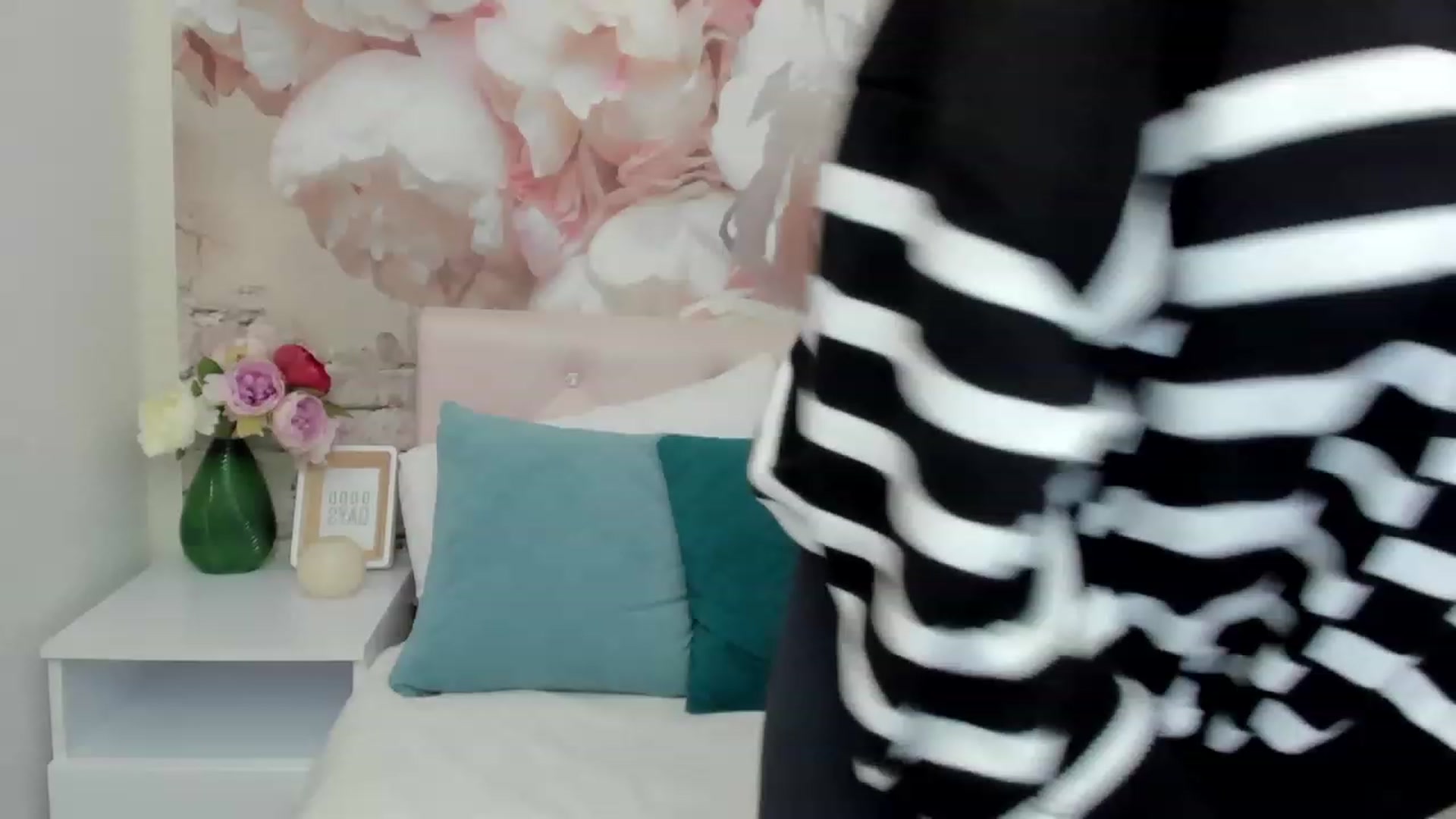 Gallery image thumbnail from SofiBloom's myfreecams stream on, 01/20/2023, 12:58 image 20 of 20