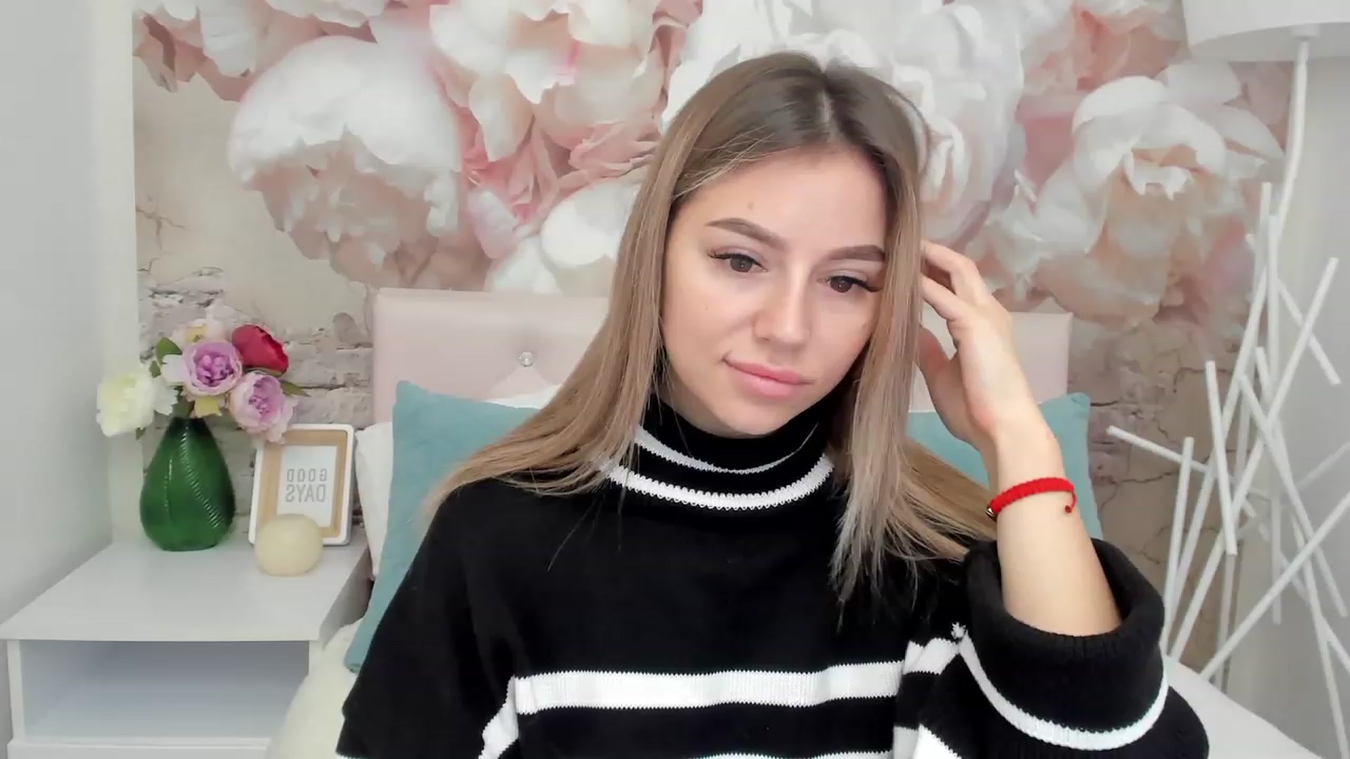 Gallery image thumbnail from SofiBloom's myfreecams stream on, 01/20/2023, 12:58 image 4 of 20