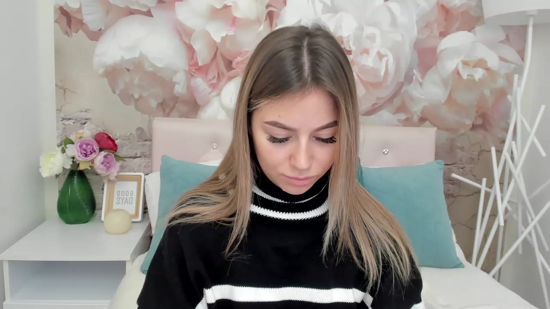 Gallery image thumbnail from SofiBloom's myfreecams stream on, 01/20/2023, 12:58 image 5 of 20