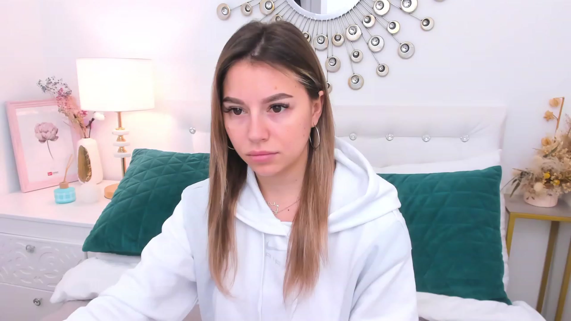 Gallery image thumbnail from SofiBloom's myfreecams stream on, 02/05/2023, 11:04 image 8 of 20