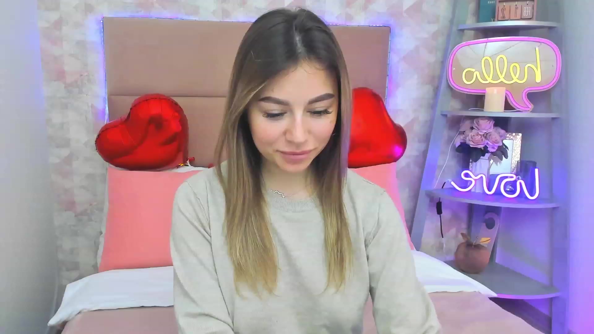 Gallery image thumbnail from SofiBloom's myfreecams stream on, 02/14/2023, 13:06 image 11 of 20