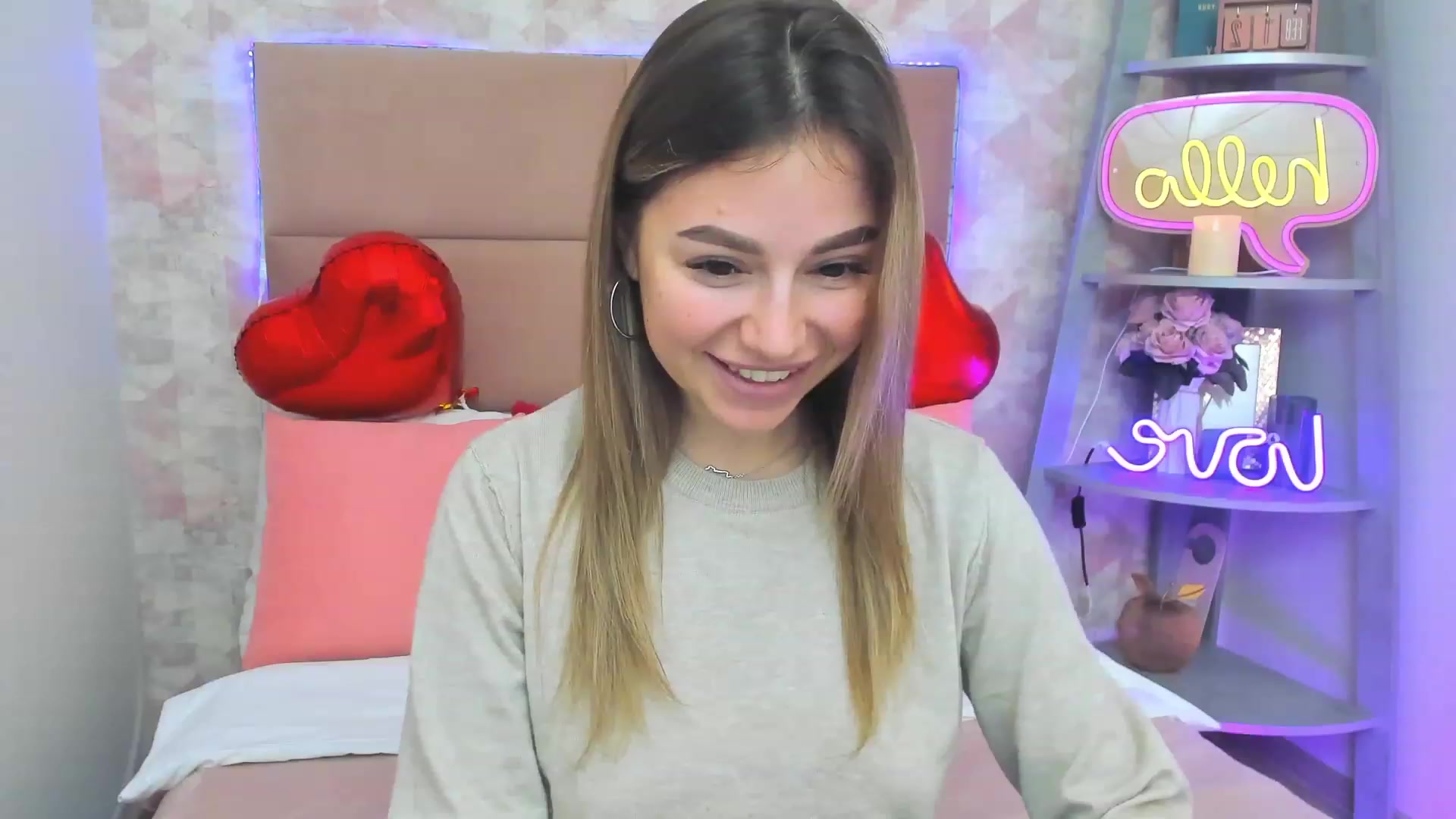 Gallery image thumbnail from SofiBloom's myfreecams stream on, 02/14/2023, 13:06 image 19 of 20