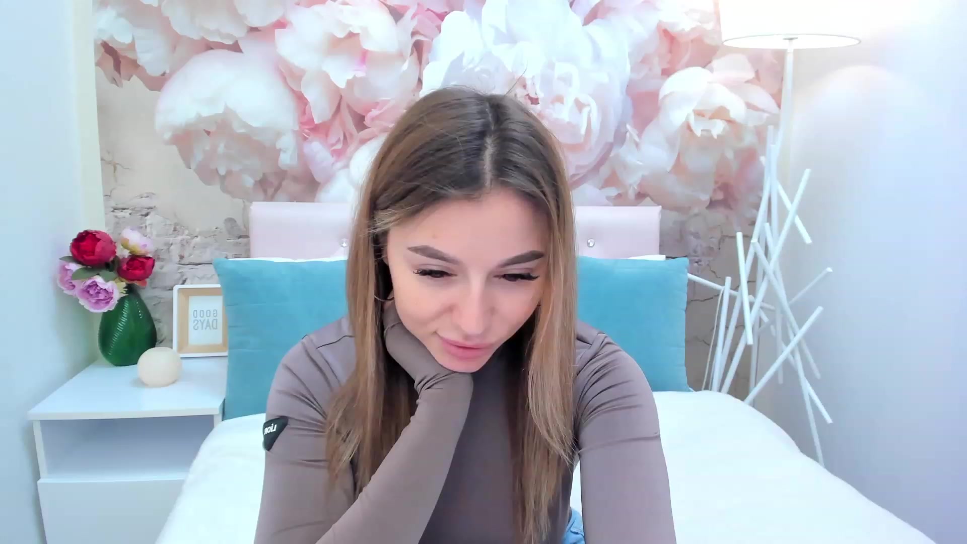 Gallery image thumbnail from SofiBloom's myfreecams stream on, 02/24/2023, 09:59 image 20 of 20