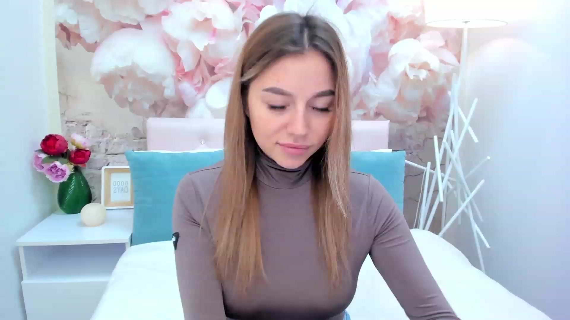 Gallery image thumbnail from SofiBloom's myfreecams stream on, 02/24/2023, 09:59 image 18 of 20