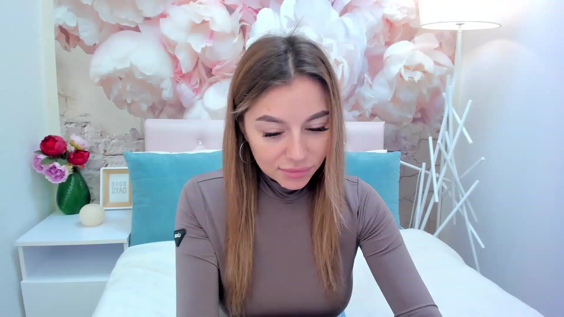Gallery image thumbnail from SofiBloom's myfreecams stream on, 02/24/2023, 09:59 image 1 of 20