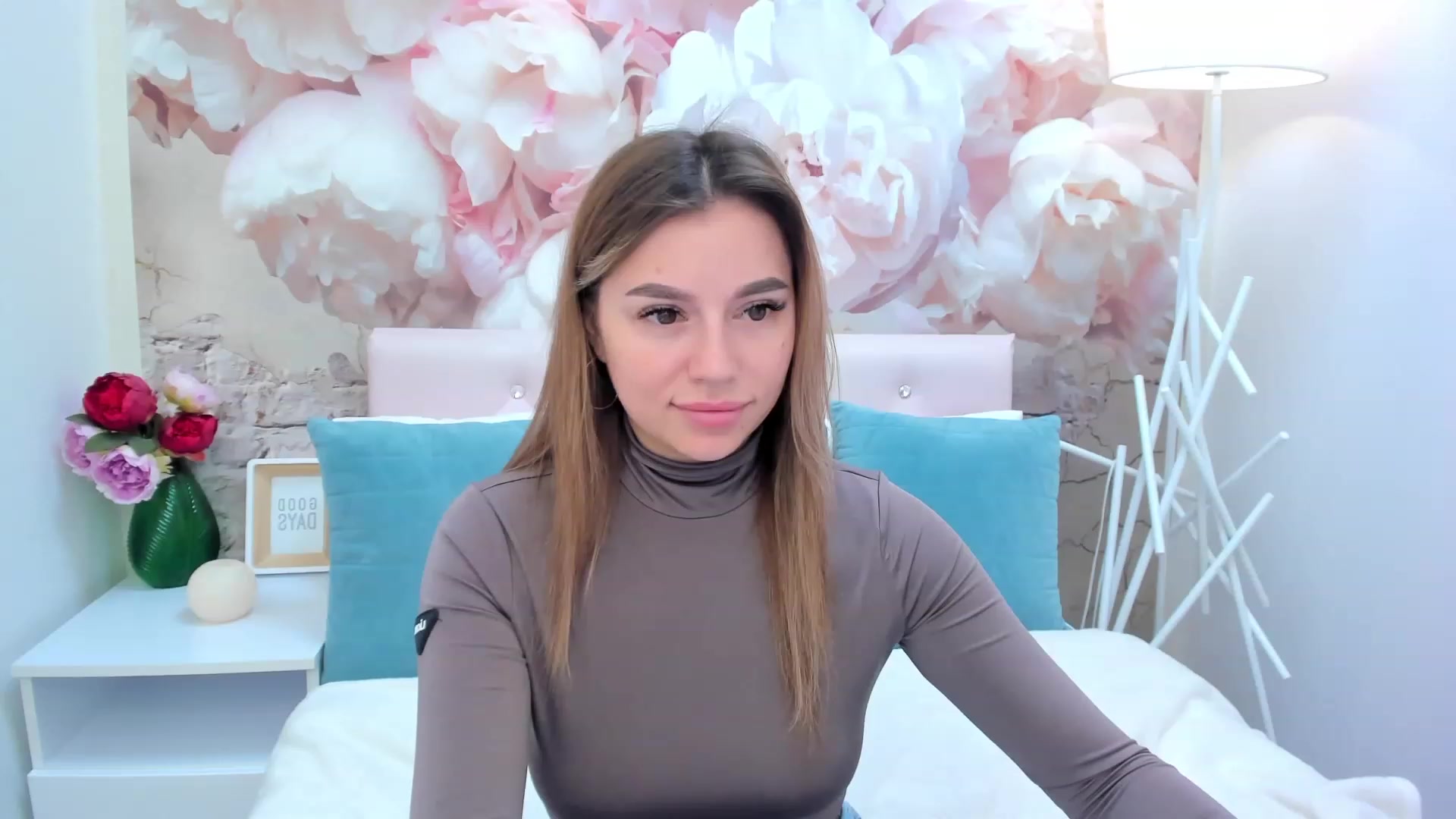 Gallery image thumbnail from SofiBloom's myfreecams stream on, 02/24/2023, 11:39 image 8 of 20