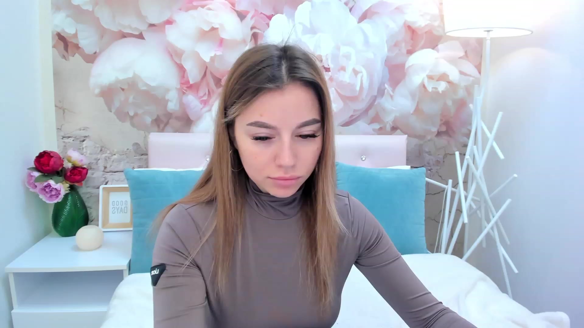 Gallery image thumbnail from SofiBloom's myfreecams stream on, 02/24/2023, 11:39 image 1 of 20