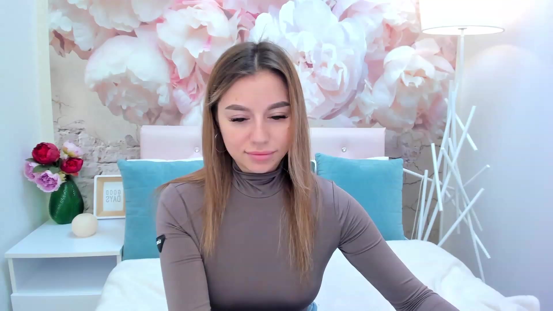 Gallery image thumbnail from SofiBloom's myfreecams stream on, 02/24/2023, 11:39 image 2 of 20