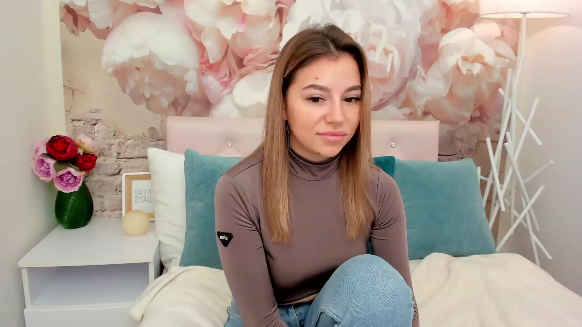 Gallery image thumbnail from SofiBloom's myfreecams stream on, 02/28/2023, 09:42 image 16 of 20