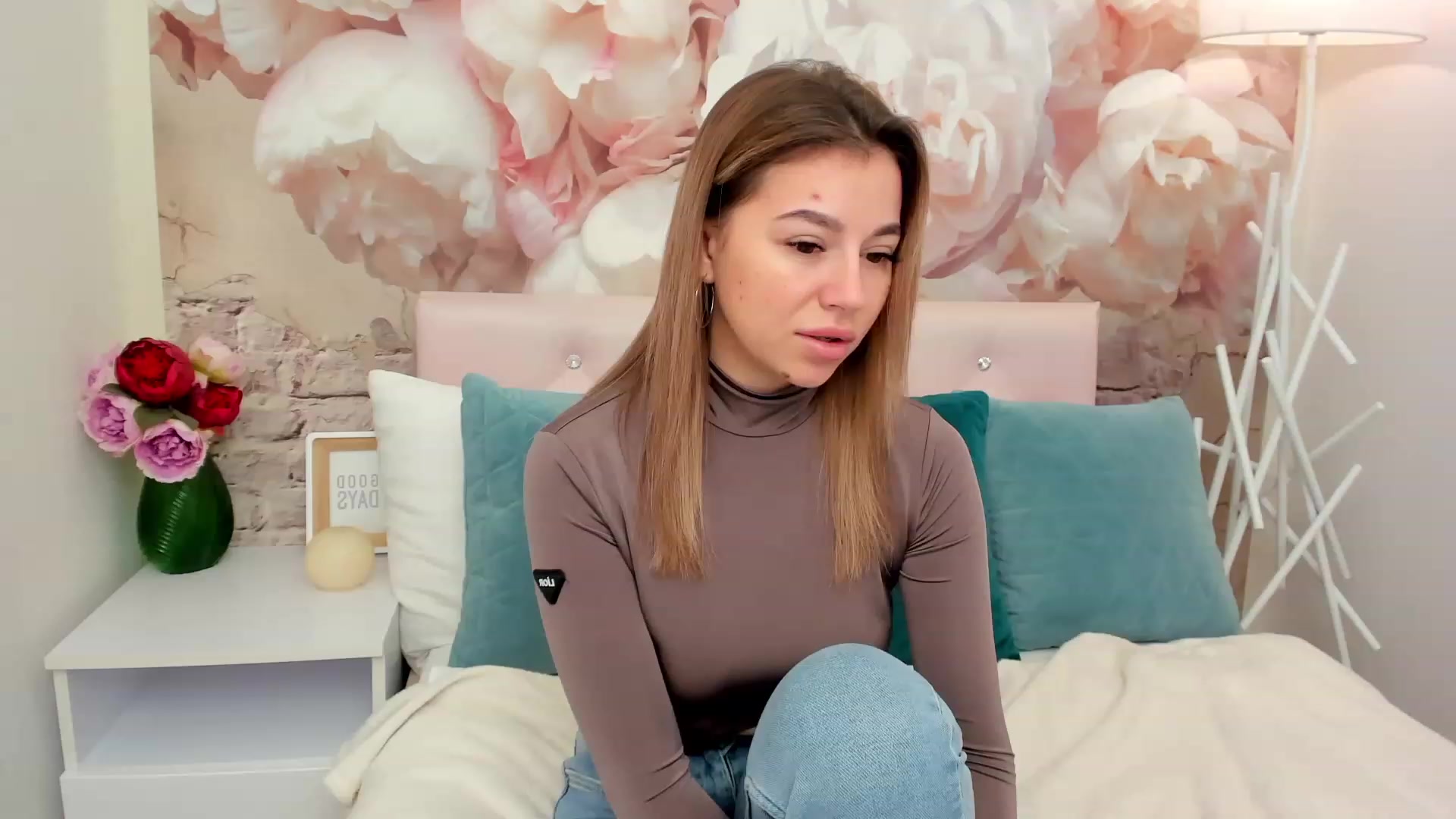 Gallery image thumbnail from SofiBloom's myfreecams stream on, 02/28/2023, 09:42 image 3 of 20