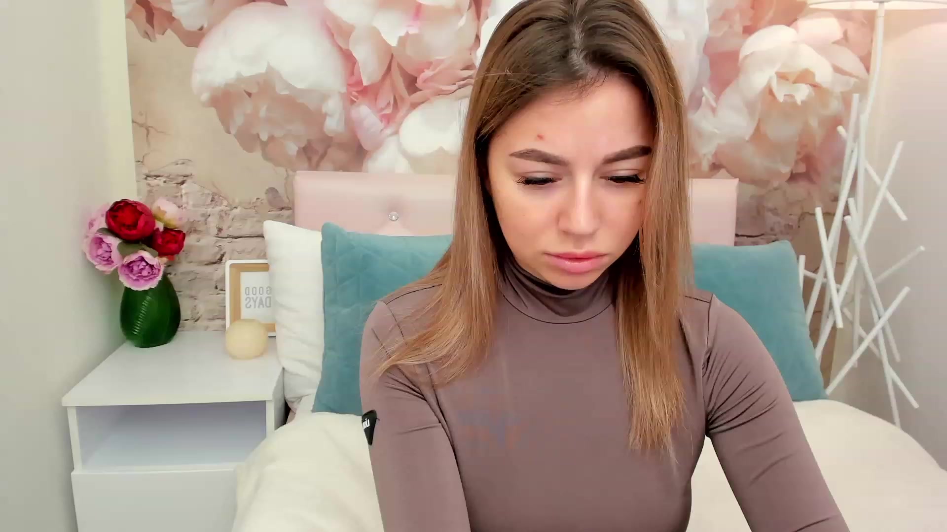 Gallery image thumbnail from SofiBloom's myfreecams stream on, 02/28/2023, 12:29 image 4 of 20