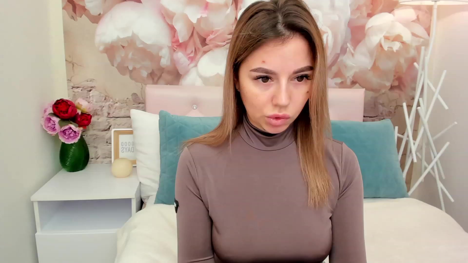 Gallery image thumbnail from SofiBloom's myfreecams stream on, 02/28/2023, 12:29 image 3 of 20