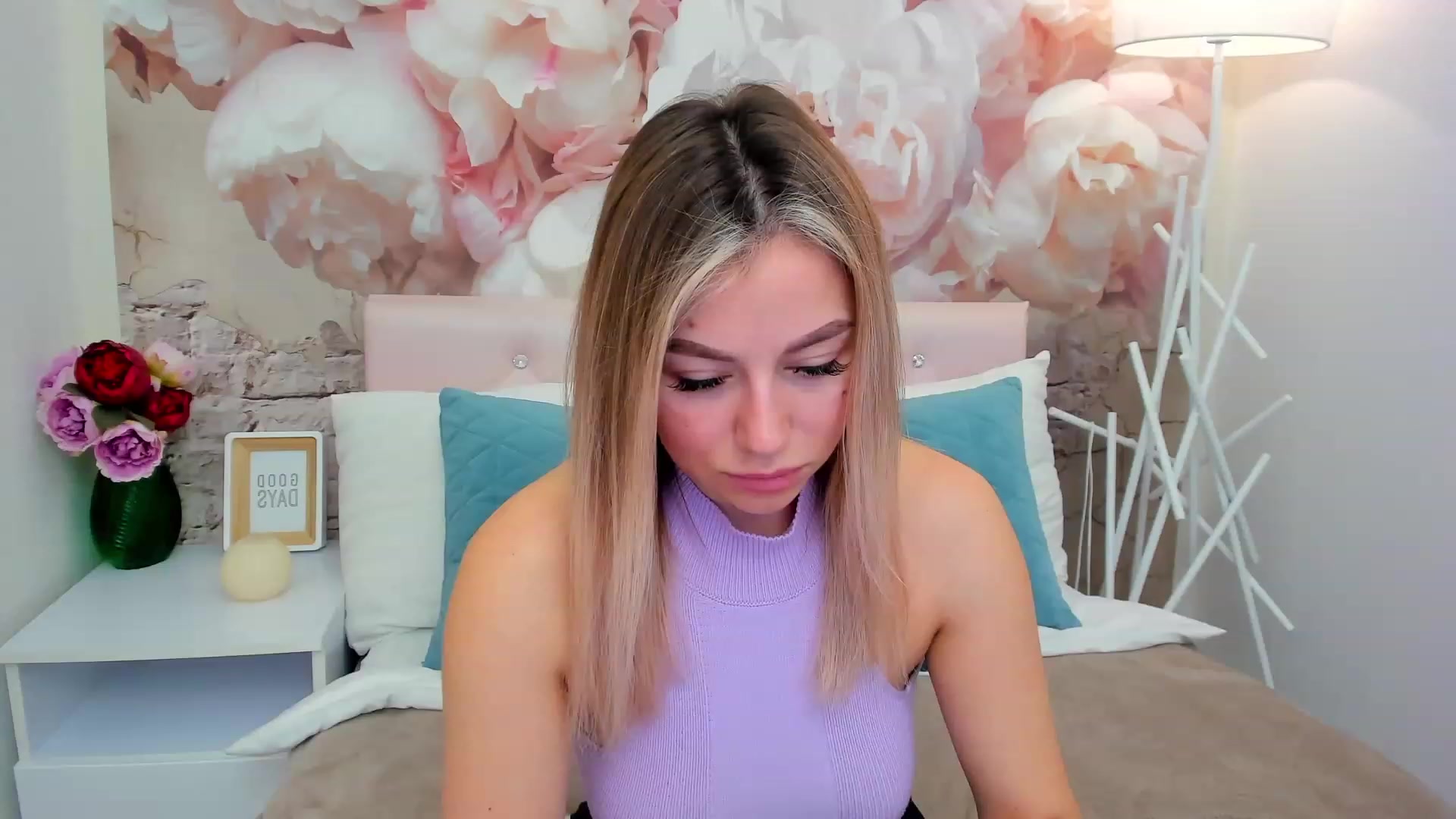 Gallery image thumbnail from SofiBloom's myfreecams stream on, 03/04/2023, 11:12 image 19 of 20