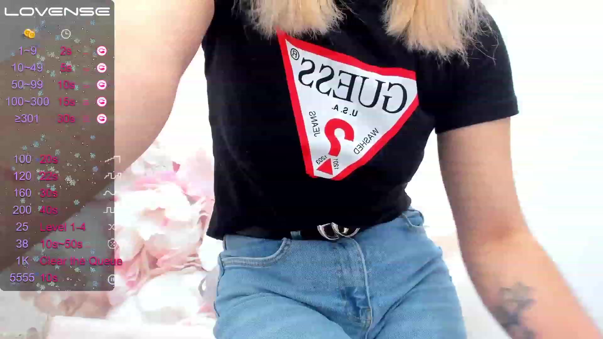 Gallery image thumbnail from SofiBloom's myfreecams stream on, 03/12/2023, 08:11 image 1 of 20