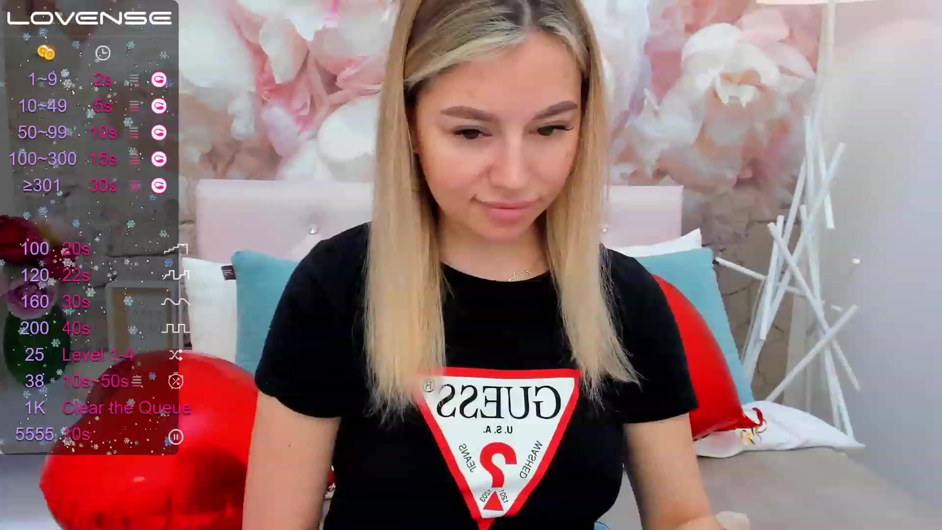 Gallery image thumbnail from SofiBloom's myfreecams stream on, 03/12/2023, 08:11 image 13 of 20