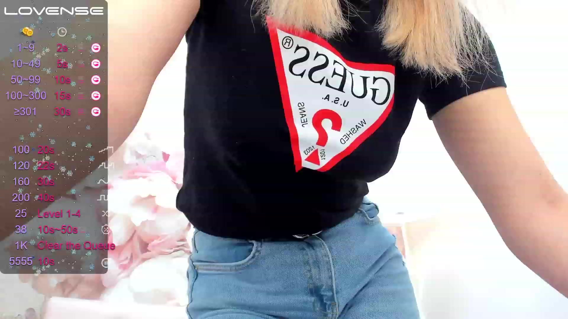 Gallery image thumbnail from SofiBloom's myfreecams stream on, 03/12/2023, 08:11 image 2 of 20
