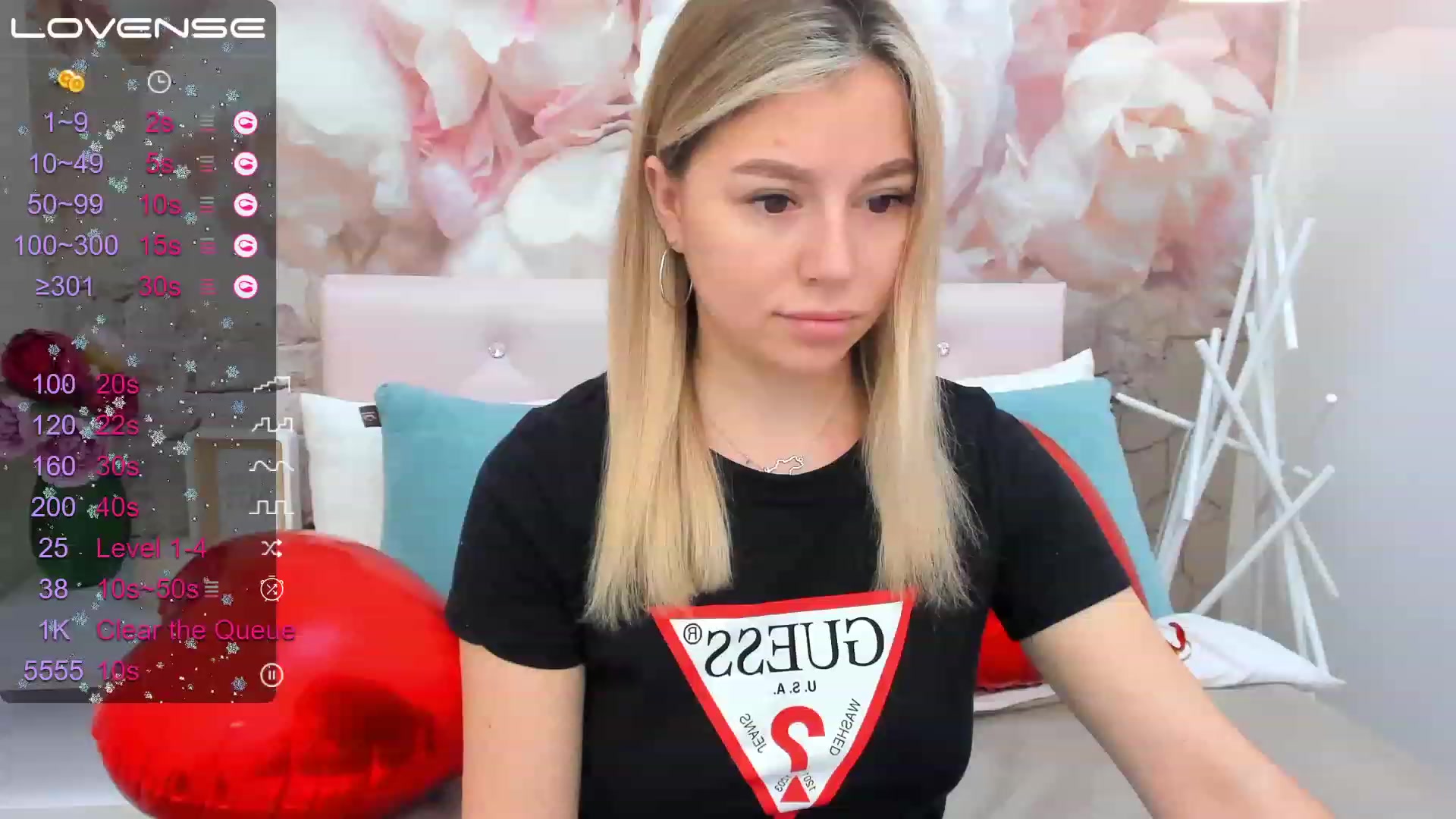 Gallery image thumbnail from SofiBloom's myfreecams stream on, 03/12/2023, 08:11 image 19 of 20
