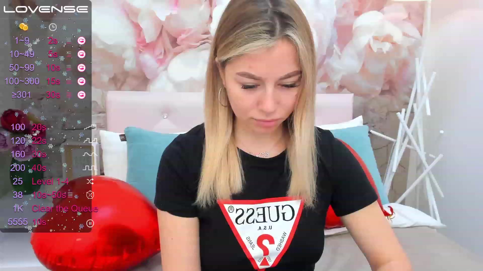 Gallery image thumbnail from SofiBloom's myfreecams stream on, 03/12/2023, 08:11 image 20 of 20