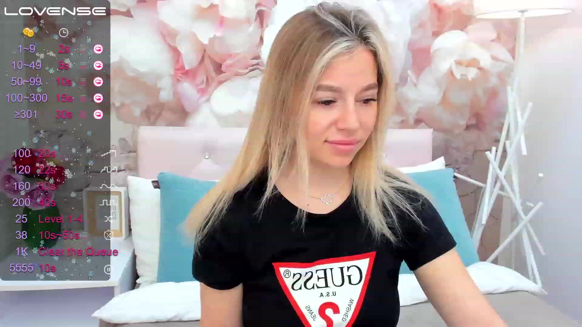Gallery image thumbnail from SofiBloom's myfreecams stream on, 03/12/2023, 09:45 image 3 of 20