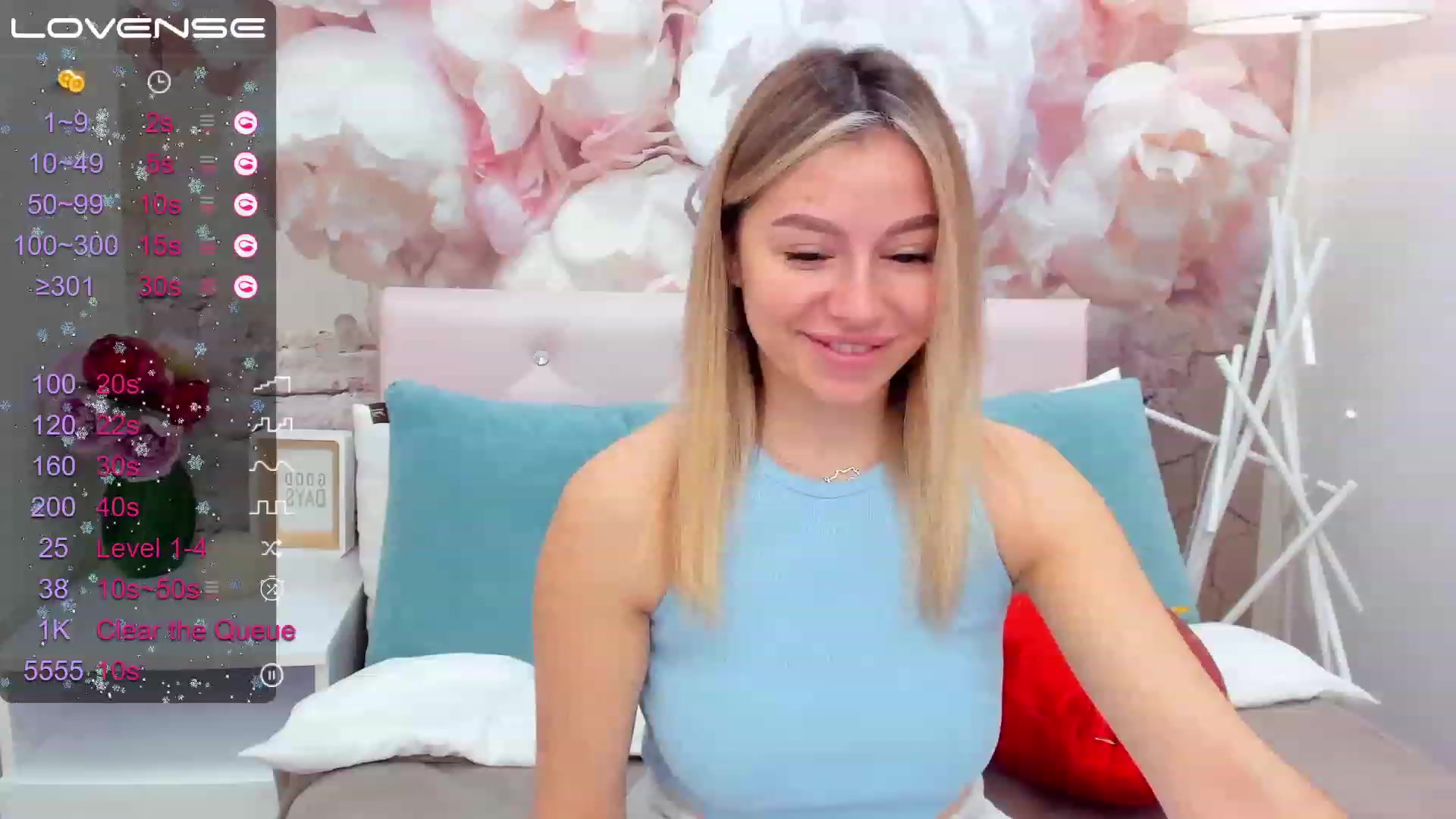 Gallery image thumbnail from SofiBloom's myfreecams stream on, 03/13/2023, 08:28 image 14 of 20