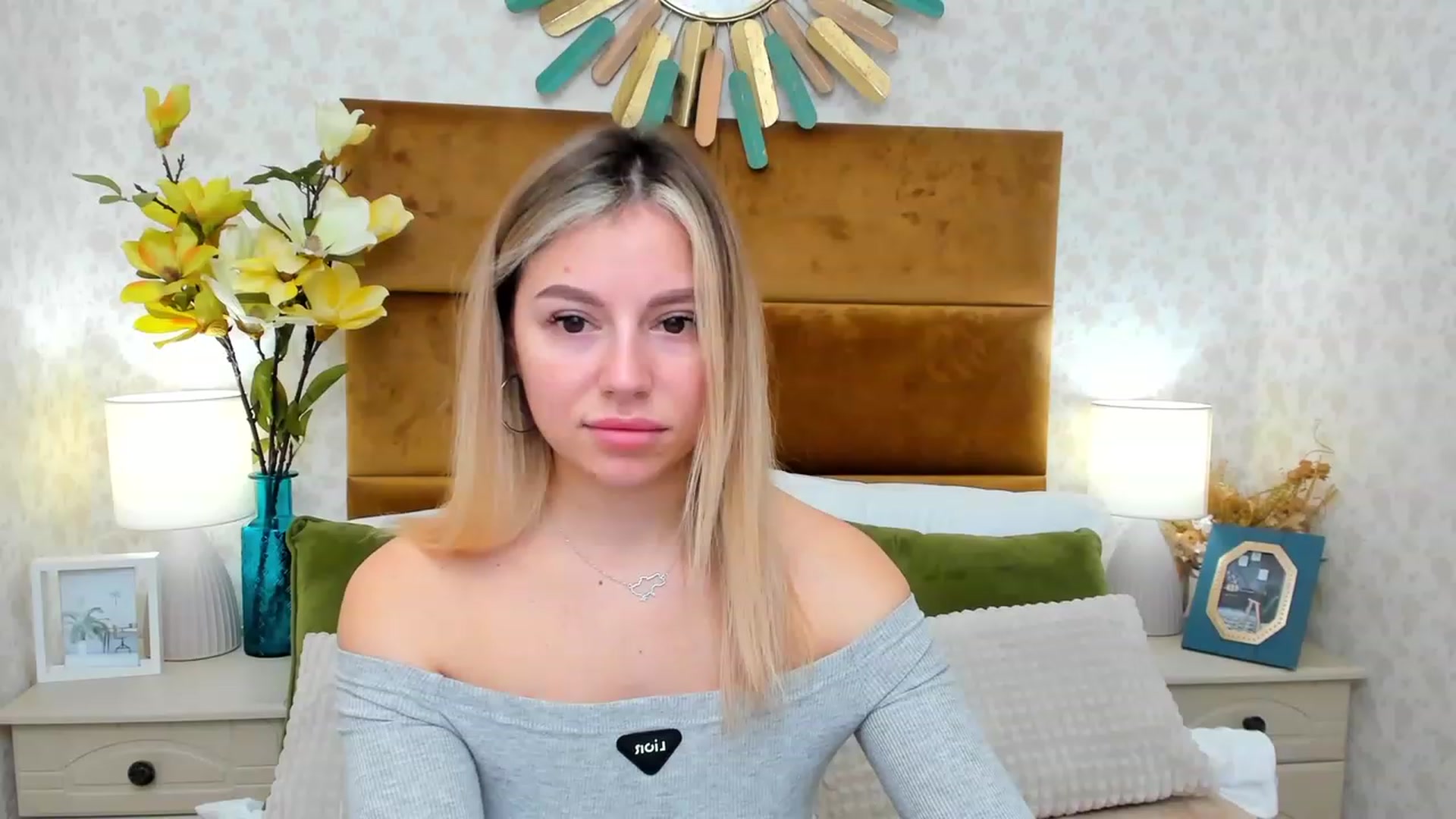 Gallery image thumbnail from SofiBloom's myfreecams stream on, 03/15/2023, 11:13 image 12 of 20