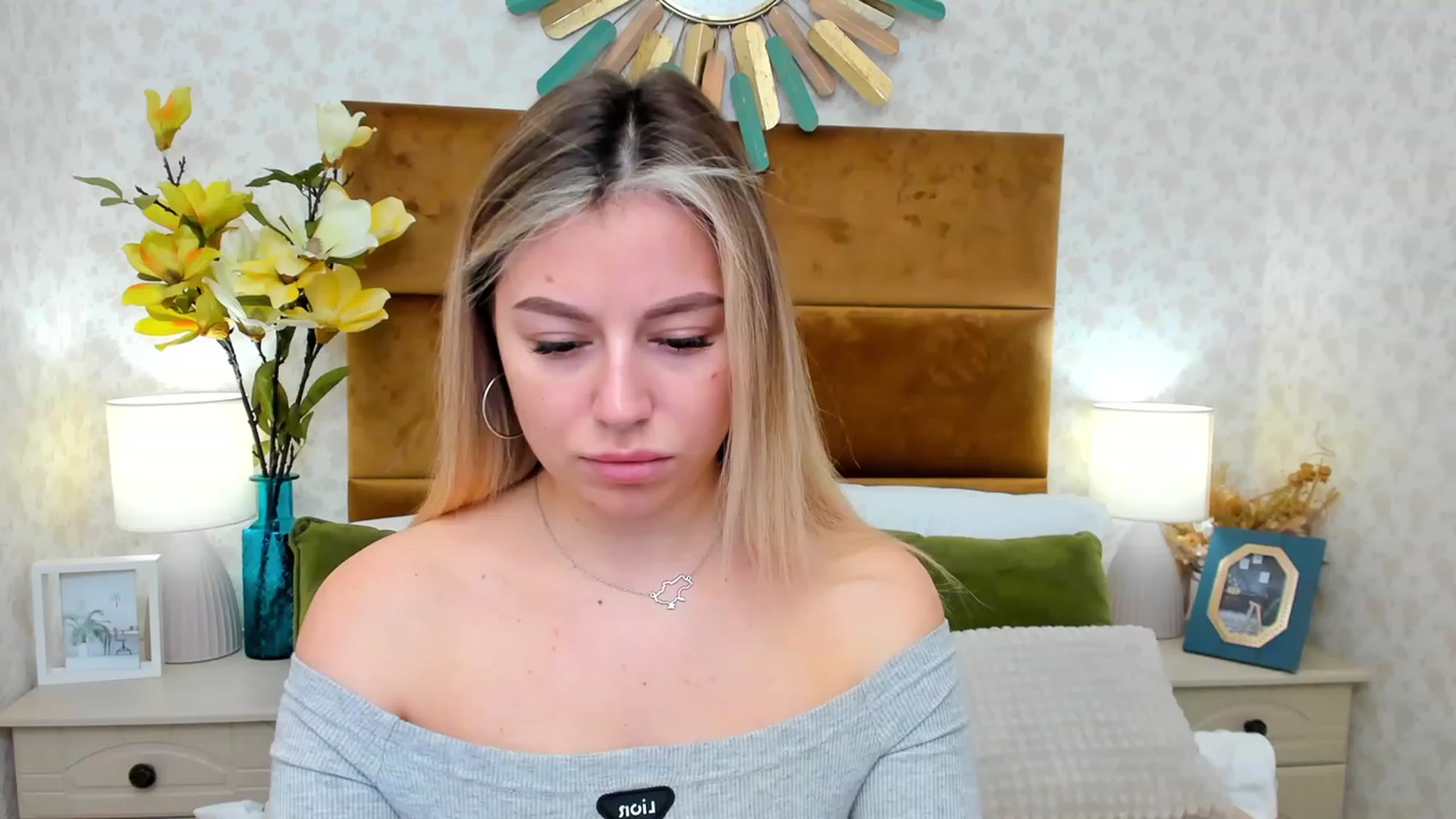 Gallery image thumbnail from SofiBloom's myfreecams stream on, 03/15/2023, 12:47 image 2 of 20