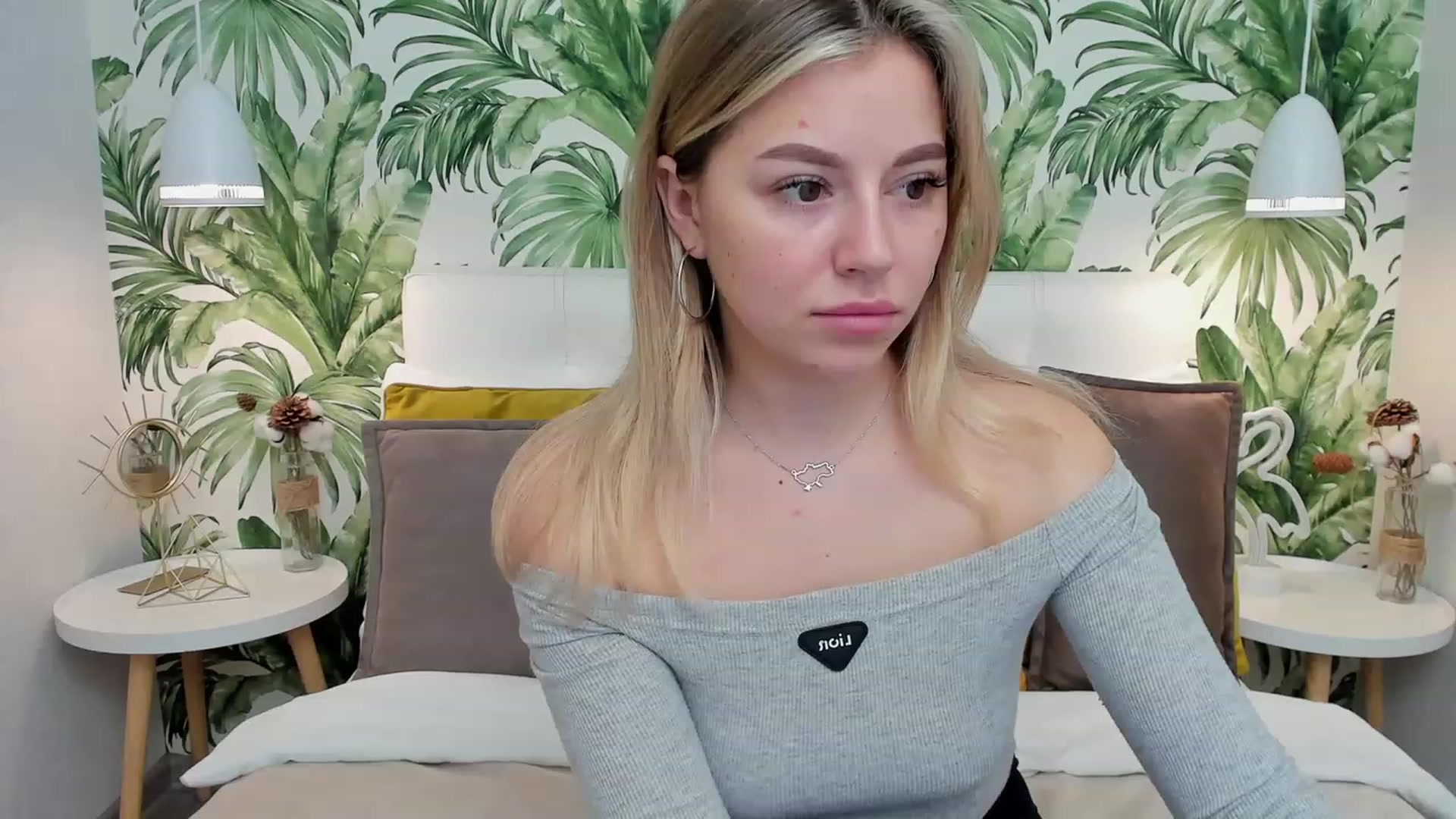 Gallery image thumbnail from SofiBloom's myfreecams stream on, 03/18/2023, 10:56 image 13 of 20