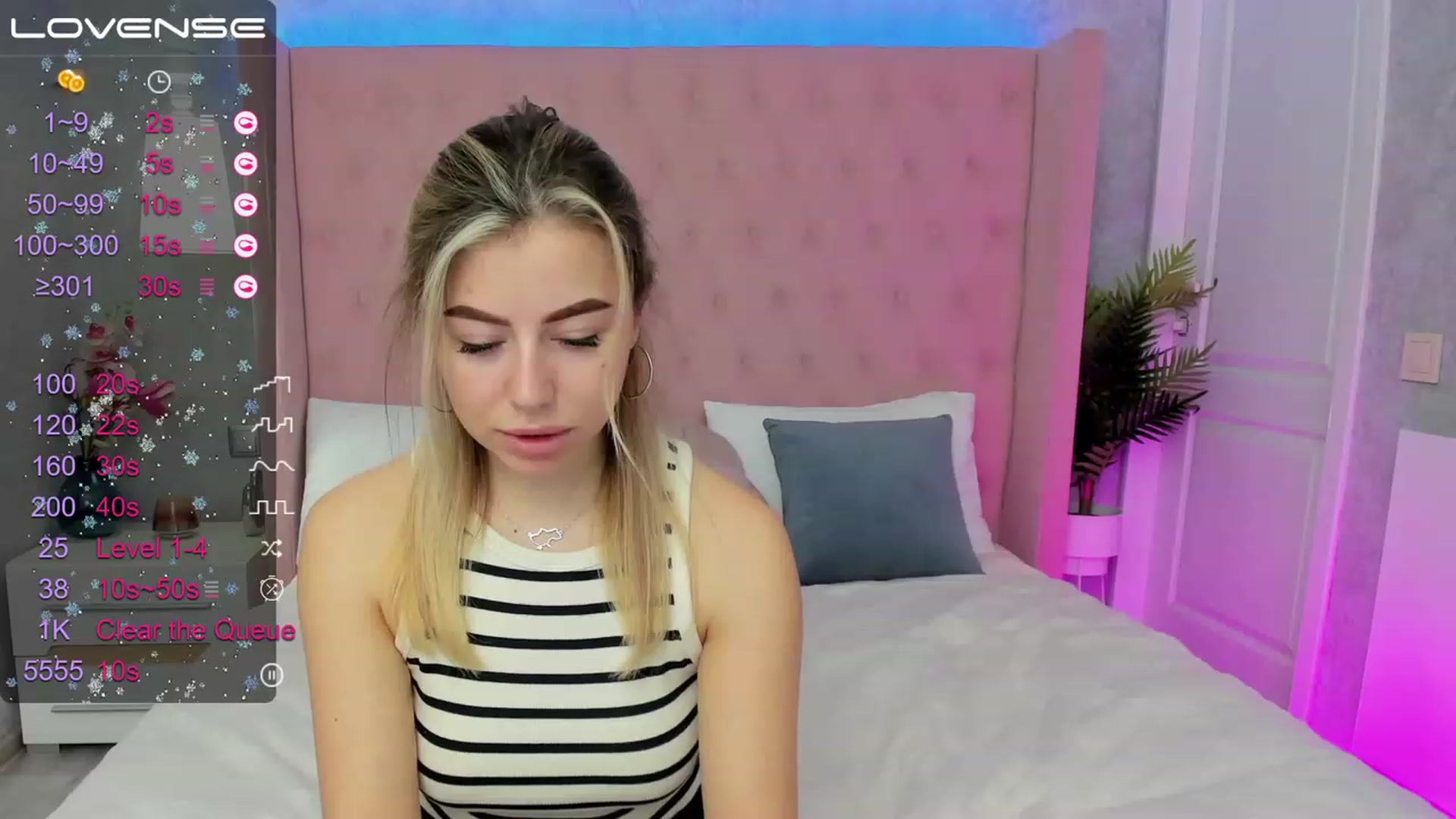Gallery image thumbnail from SofiBloom's myfreecams stream on, 03/21/2023, 09:56 image 12 of 20