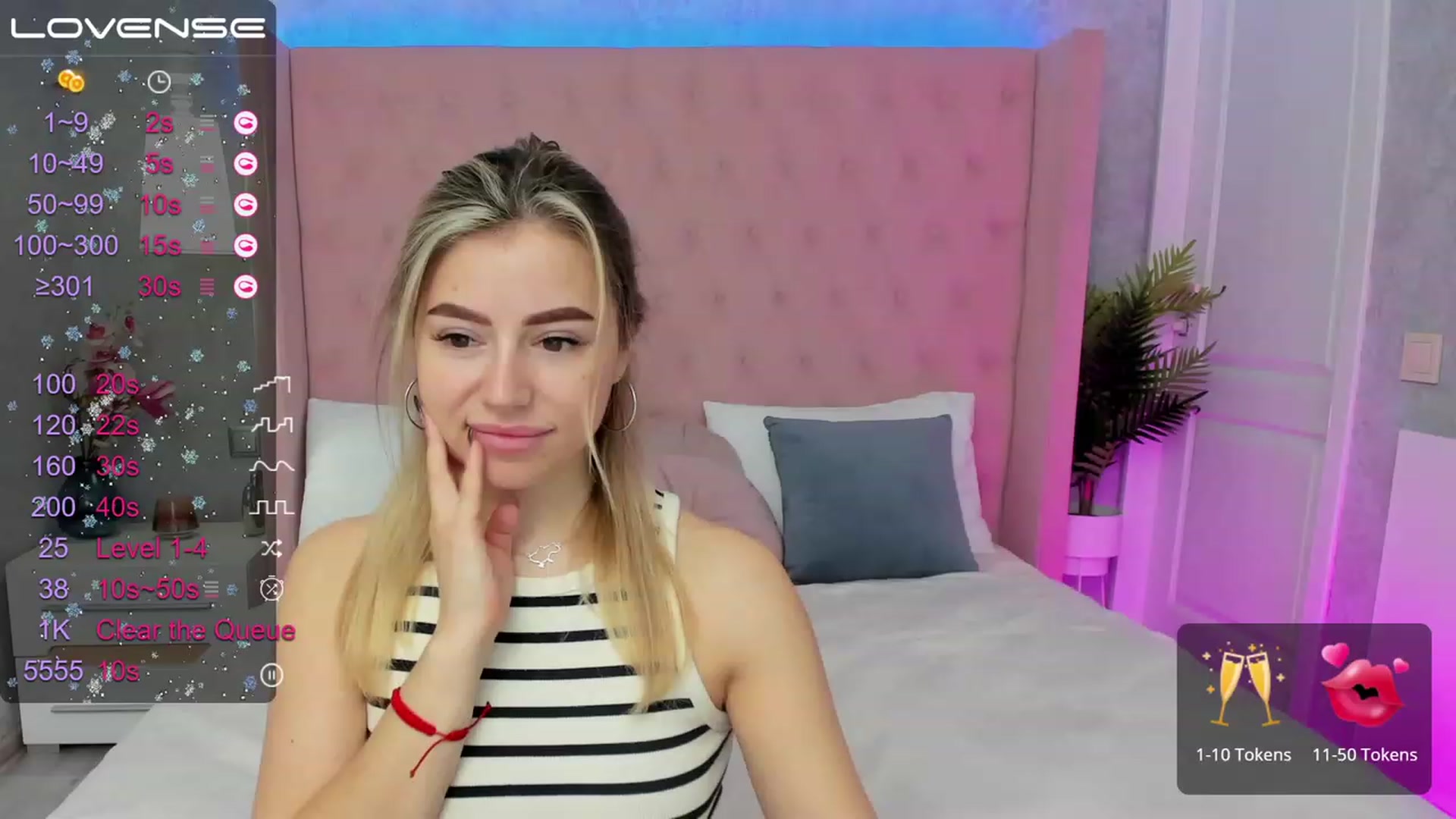Gallery image thumbnail from SofiBloom's myfreecams stream on, 03/21/2023, 09:56 image 5 of 20
