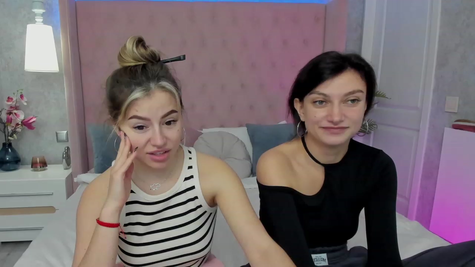 Gallery image thumbnail from SofiBloom's myfreecams stream on, 03/22/2023, 09:47 image 15 of 20