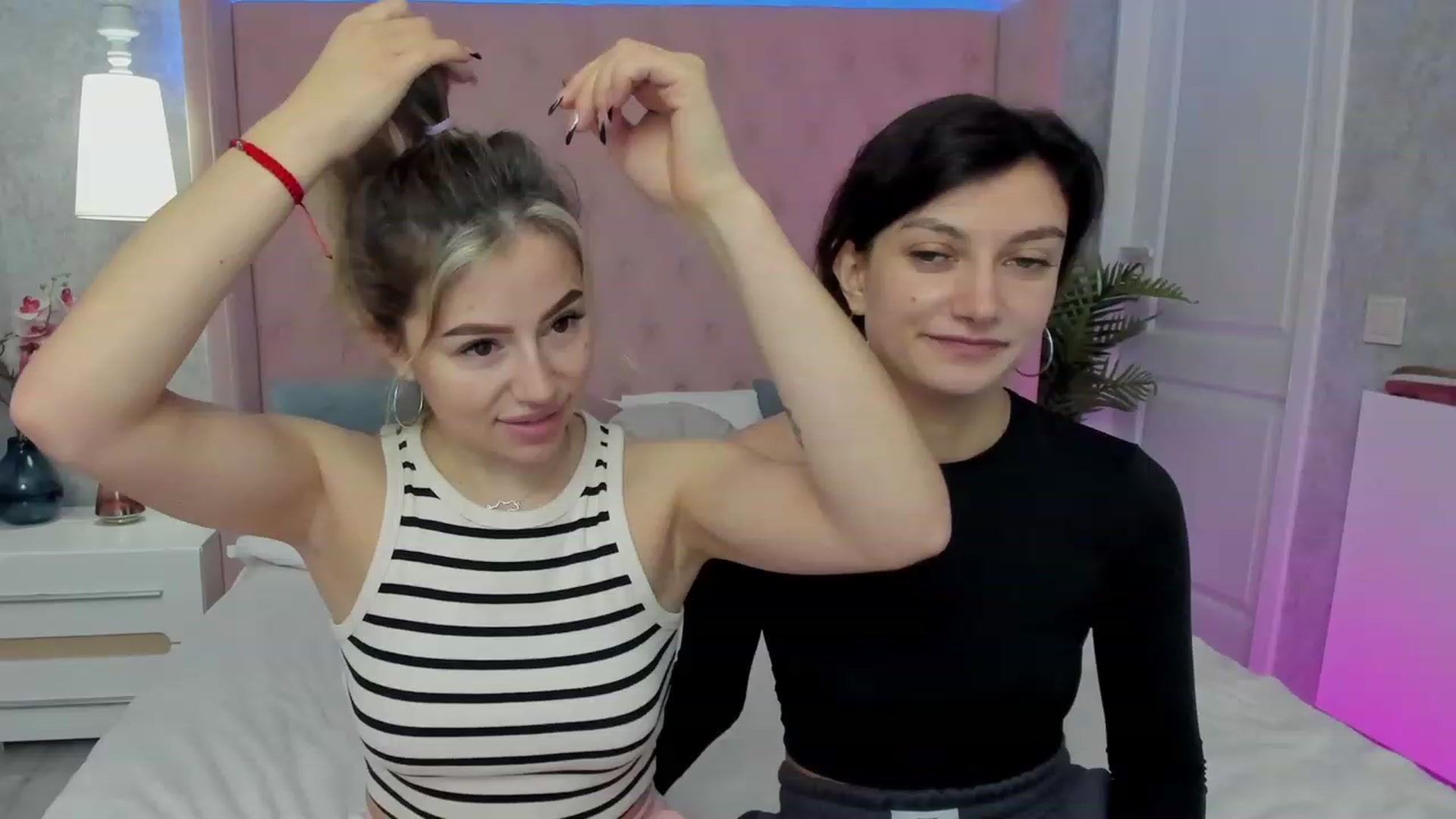 Gallery image thumbnail from SofiBloom's myfreecams stream on, 03/22/2023, 09:47 image 13 of 20